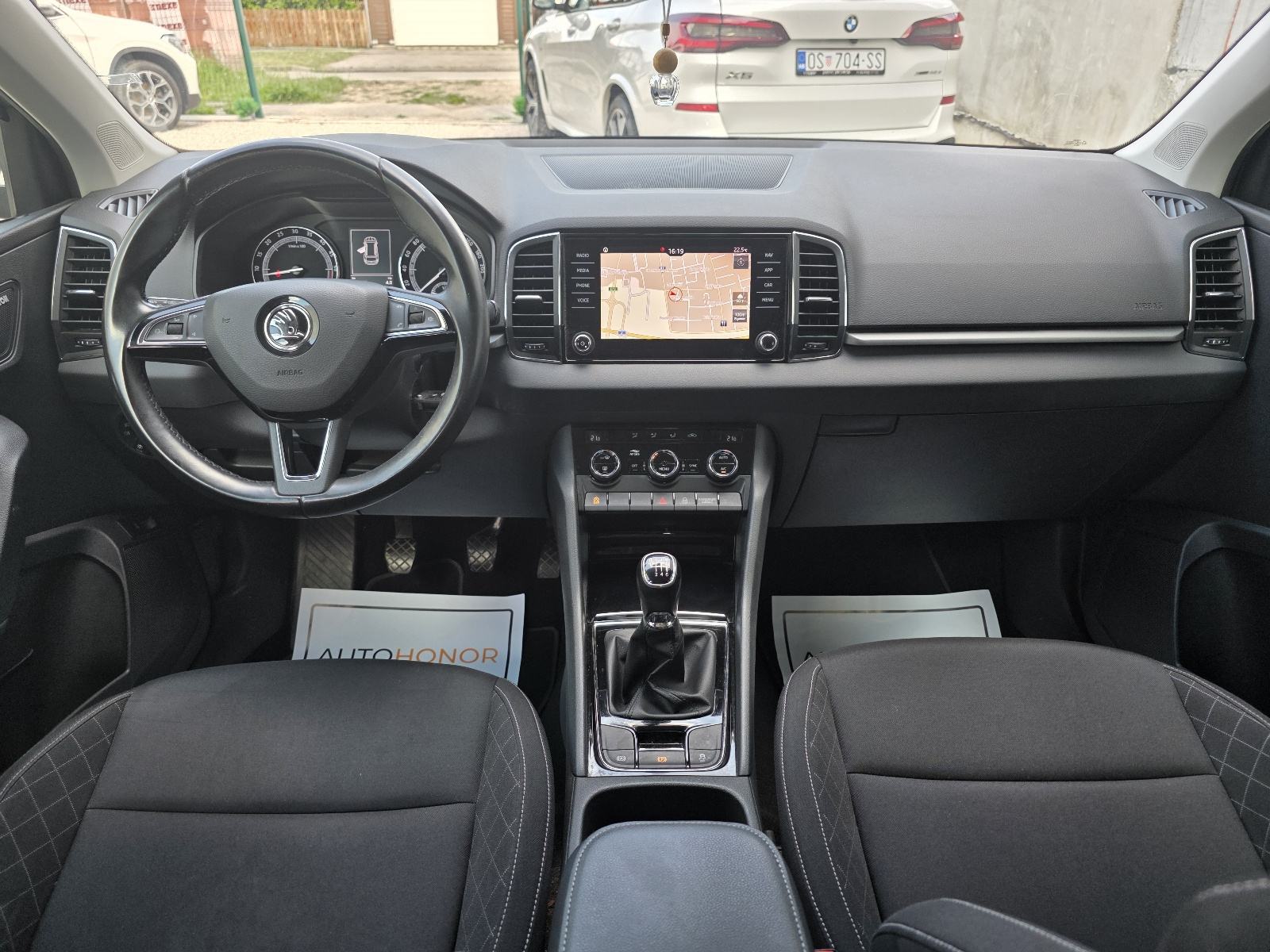 Škoda Karoq 1,6 TDI Servisna LED Kamera Navigacija Jamstvo 12 mj, fotografija 16