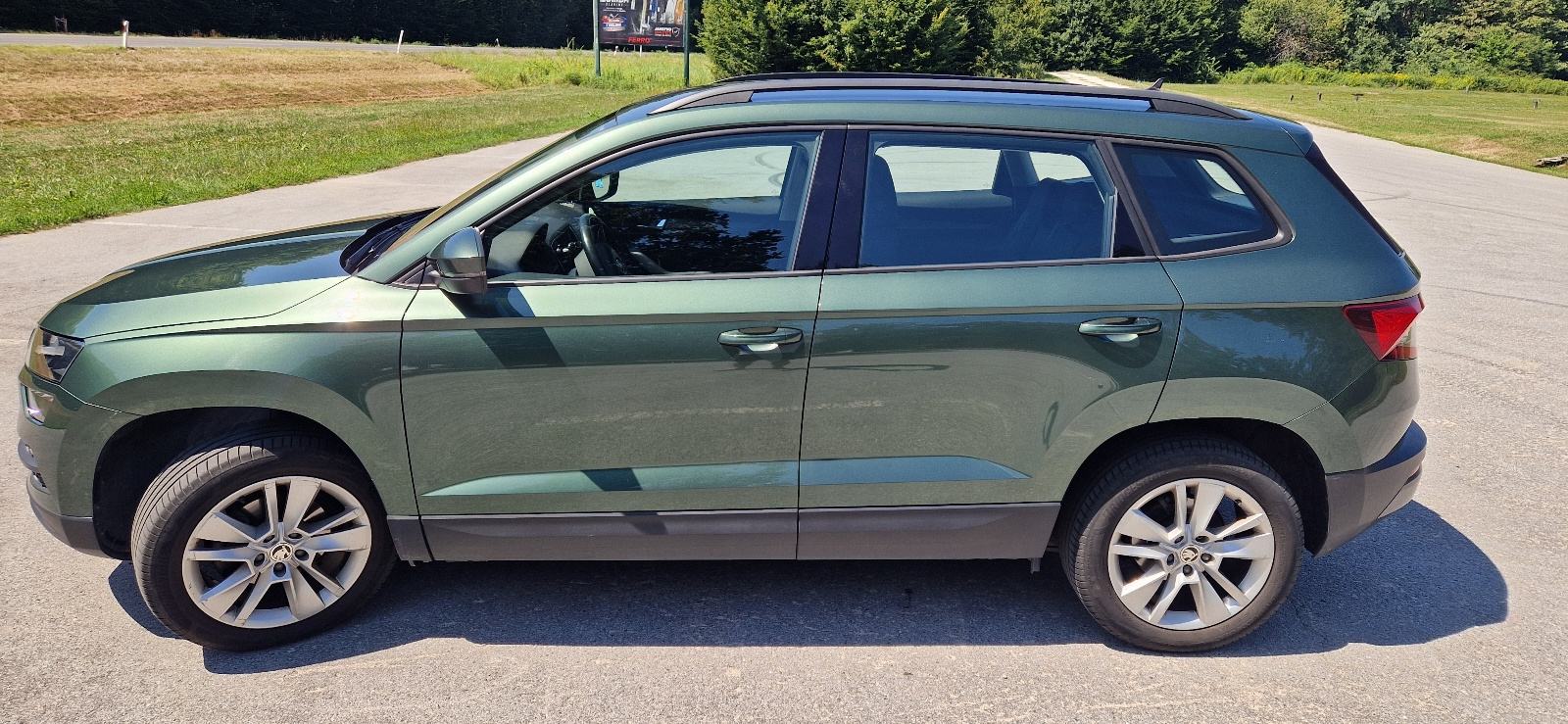 Škoda Karoq 1,6 tdi, fotografija 3