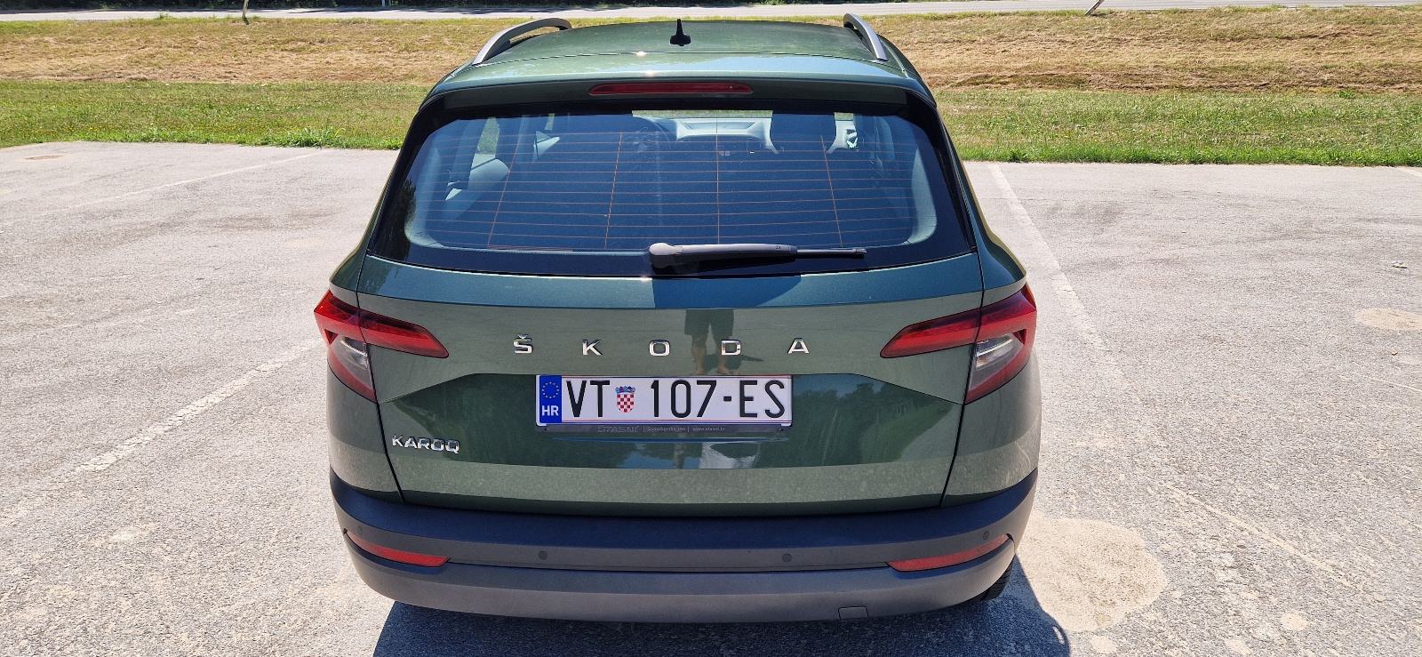 Škoda Karoq 1,6 tdi, fotografija 4