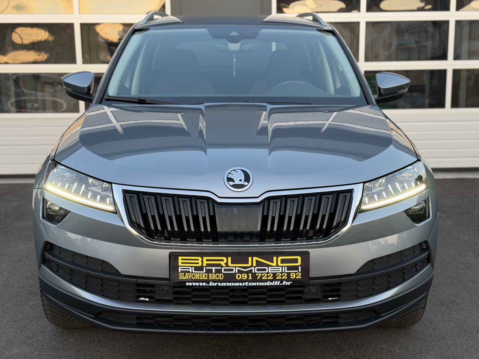 Škoda Karoq 1,6 TDI DSG/STYLE/XENON/LED/ACC/NAVI/KAMERA, fotografija 2