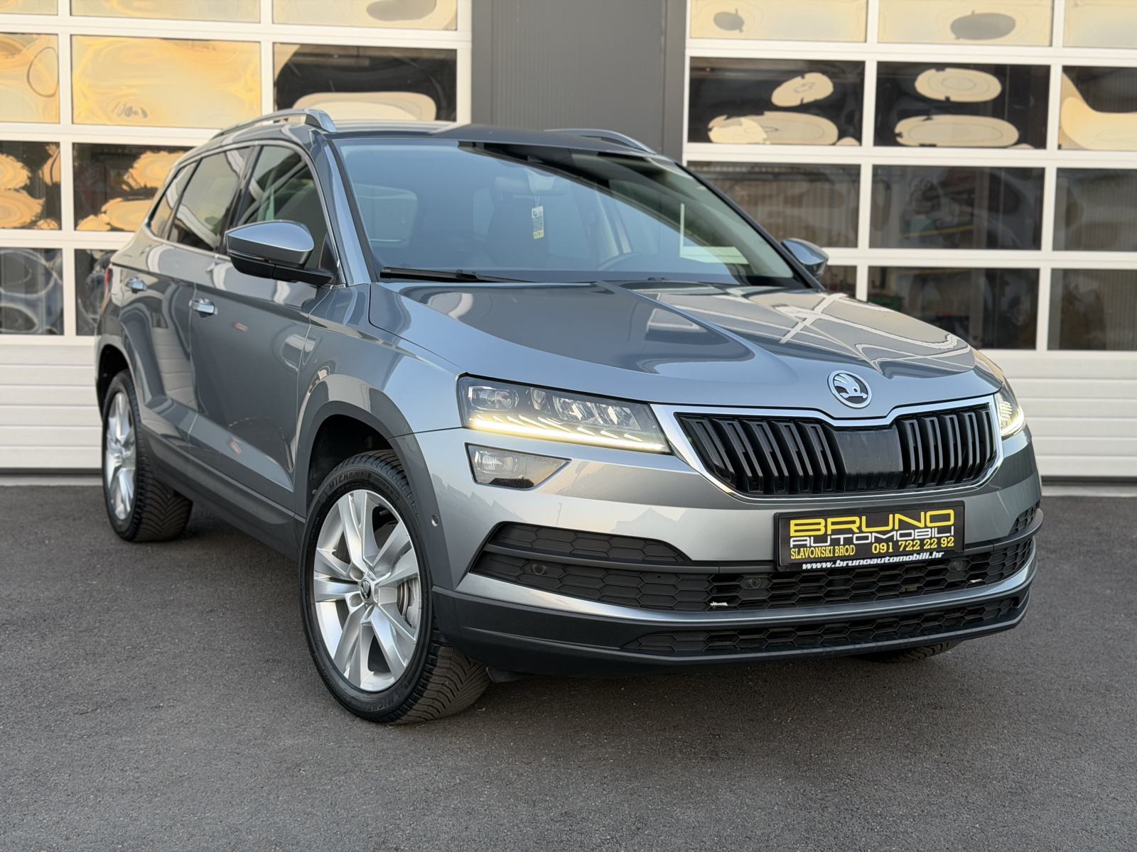 Škoda Karoq 1,6 TDI DSG/STYLE/XENON/LED/ACC/NAVI/KAMERA, fotografija 3