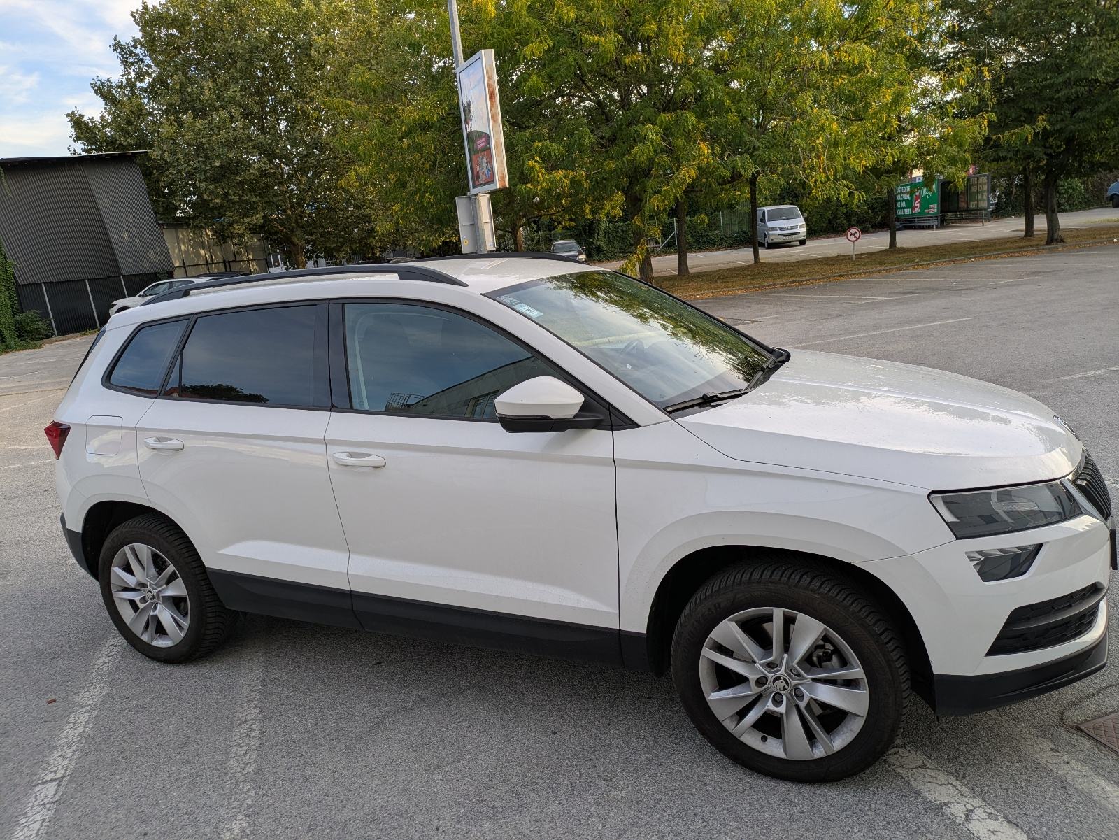 Škoda Karoq 1,6 TDI, fotografija 3