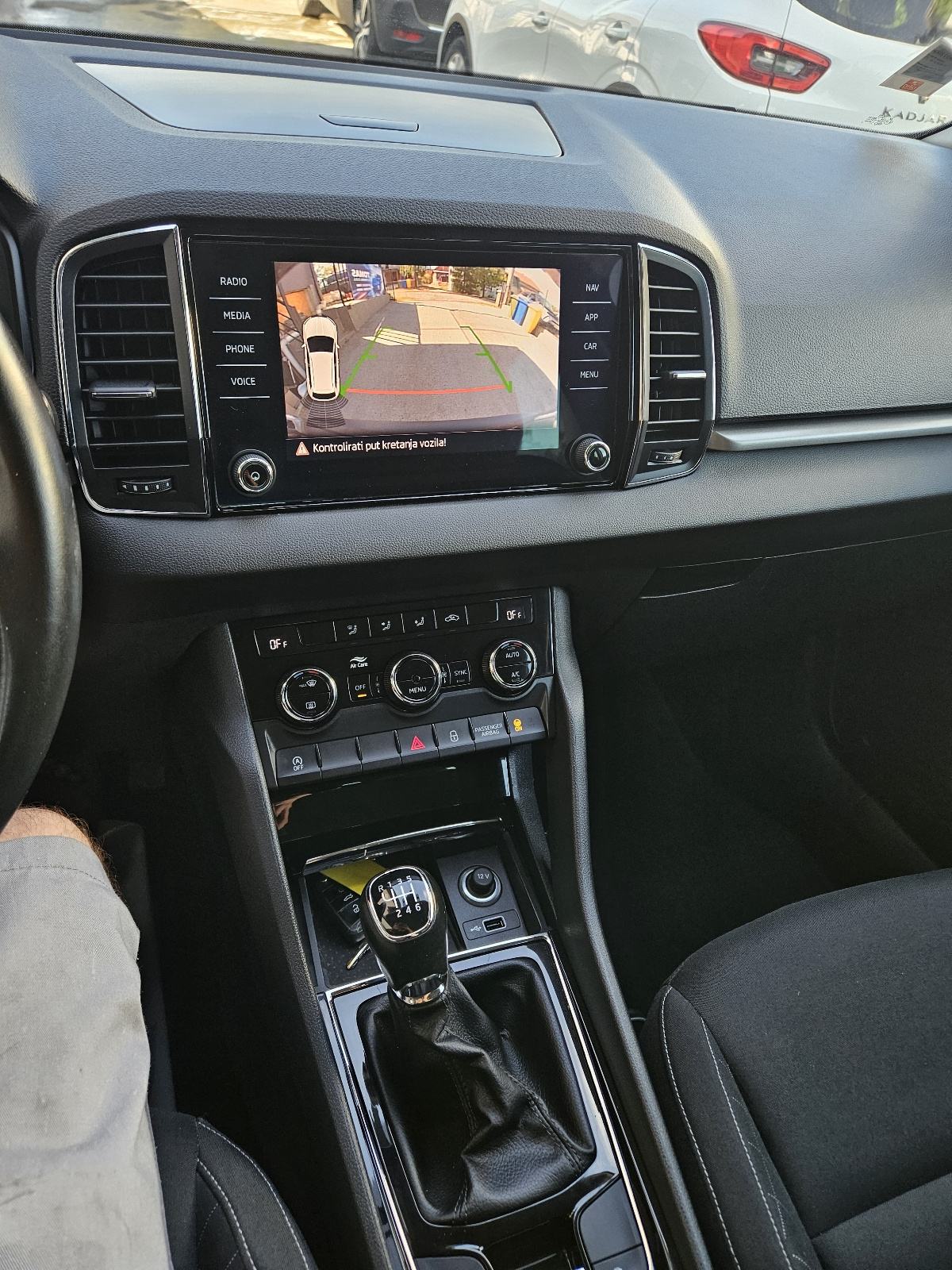 Škoda Karoq 1,6 TDI, fotografija 9