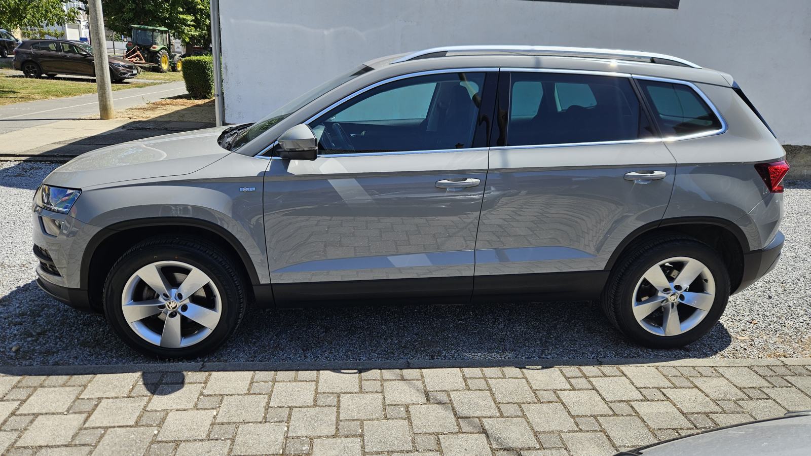 Škoda Karoq 1.6 TDI●Soleil●Matrix full led●Navi●Servisna, pogled izvana - slika 4