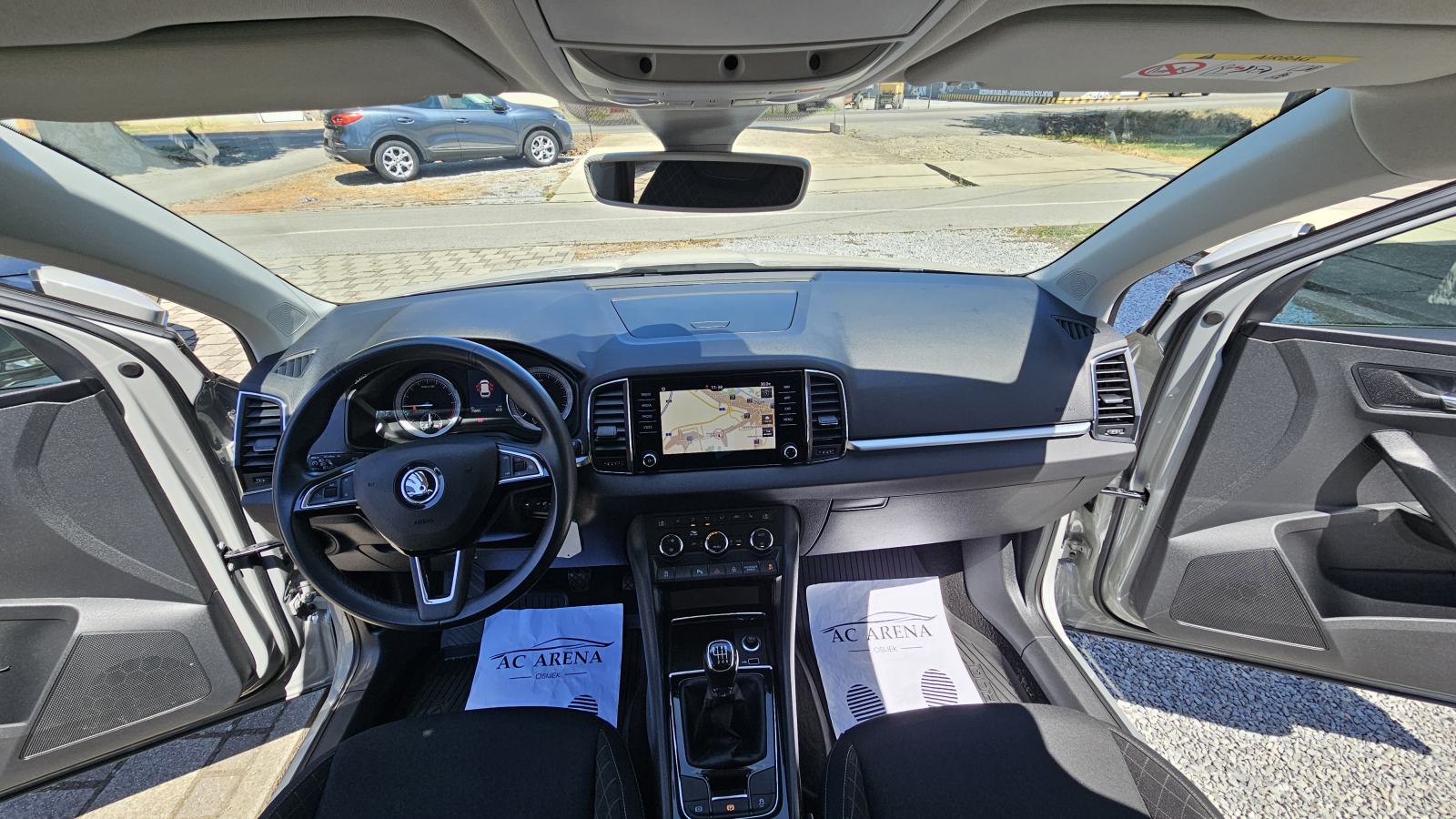 Škoda Karoq 1.6 TDI●Soleil●Matrix full led●Navi●Servisna, fotografija 12
