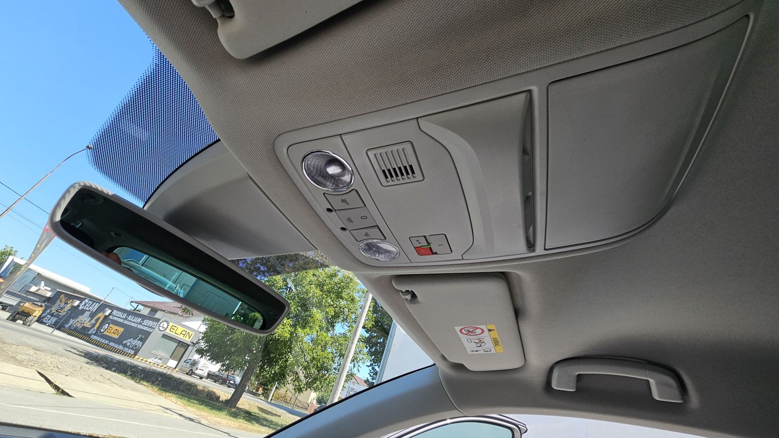 Škoda Karoq 1.6 TDI●Soleil●Matrix full led●Navi●Servisna, fotografija 18