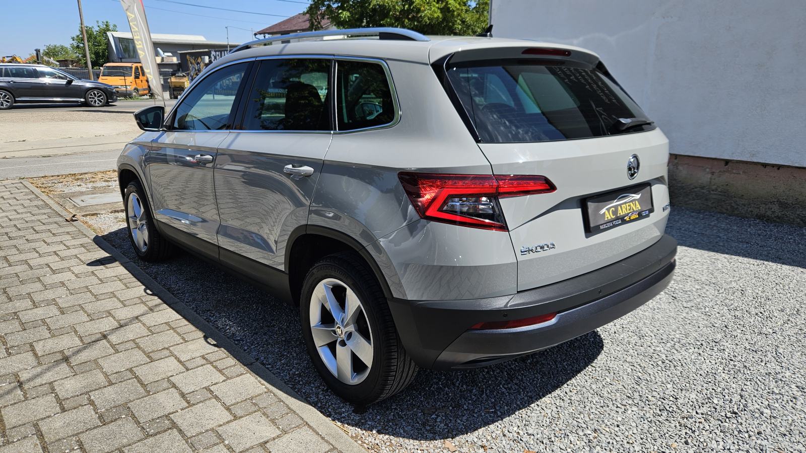 Škoda Karoq 1.6 TDI●Soleil●Matrix full led●Navi●Servisna, pogled izvana - slika 5