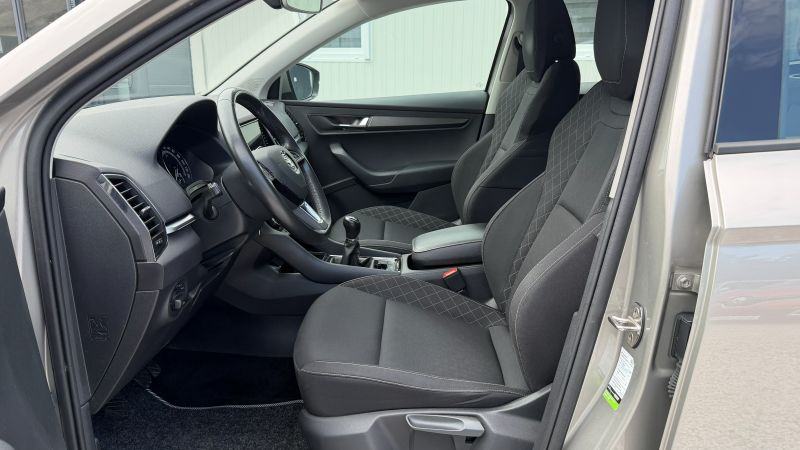 ŠKODA KAROQ 1.6 TDI *SPORTLINE*1.VL*HR AUTO*SERVISNA* GARANCIJA 1G*, fotografija 8