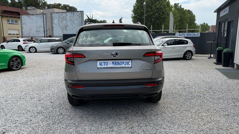 ŠKODA KAROQ 1.6 TDI *SPORTLINE*1.VL*HR AUTO*SERVISNA* GARANCIJA 1G*, fotografija 5