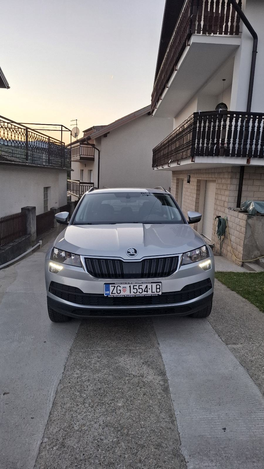 Škoda Karoq 1,6tdi automatik, fotografija 2