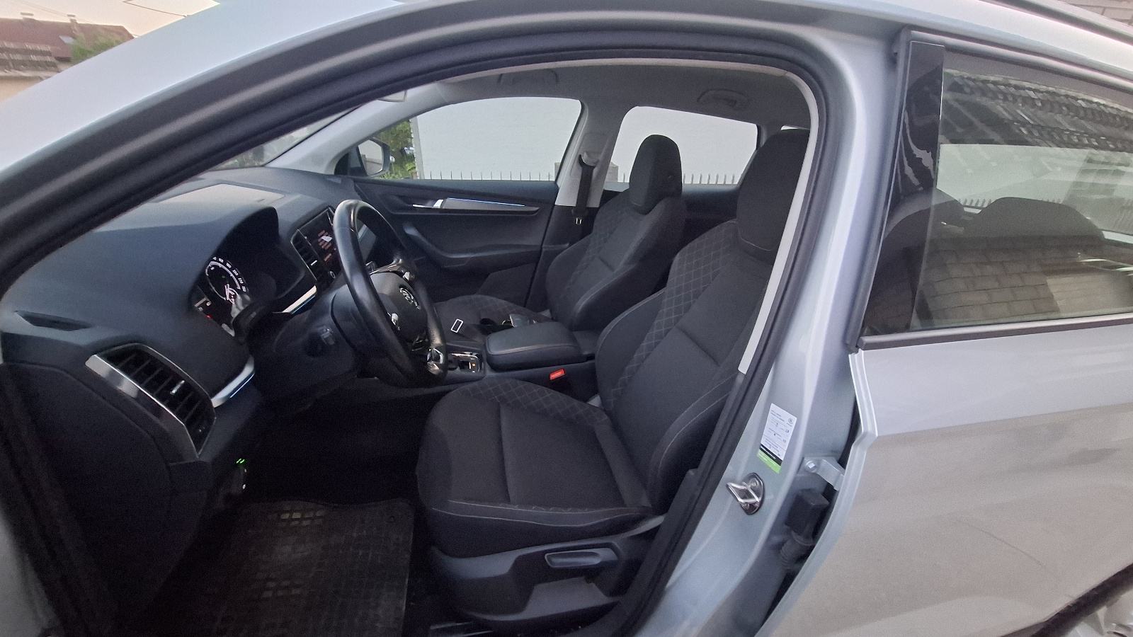 Škoda Karoq 1,6tdi automatik, fotografija 8