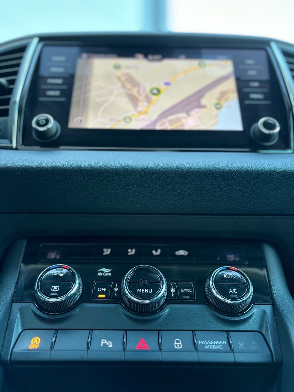 Škoda Karoq 1,6tdi automatik, fotografija 9