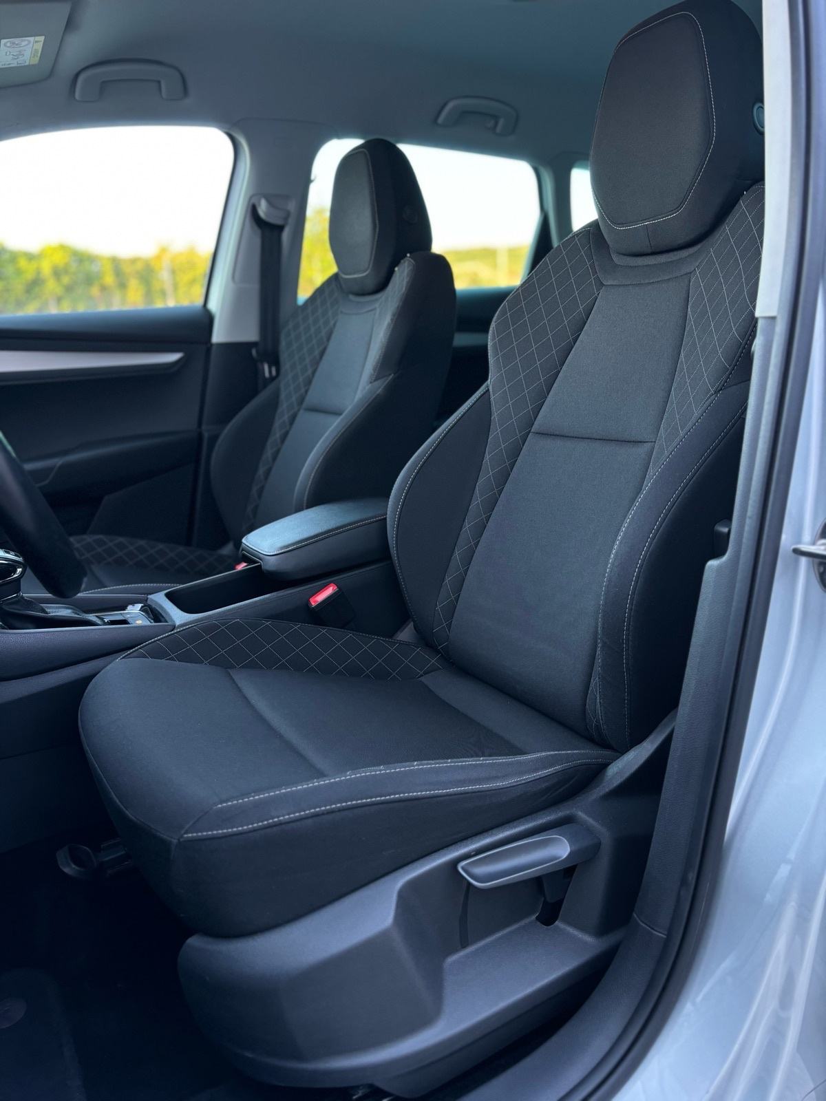 Škoda Karoq 1,6tdi automatik, fotografija 11