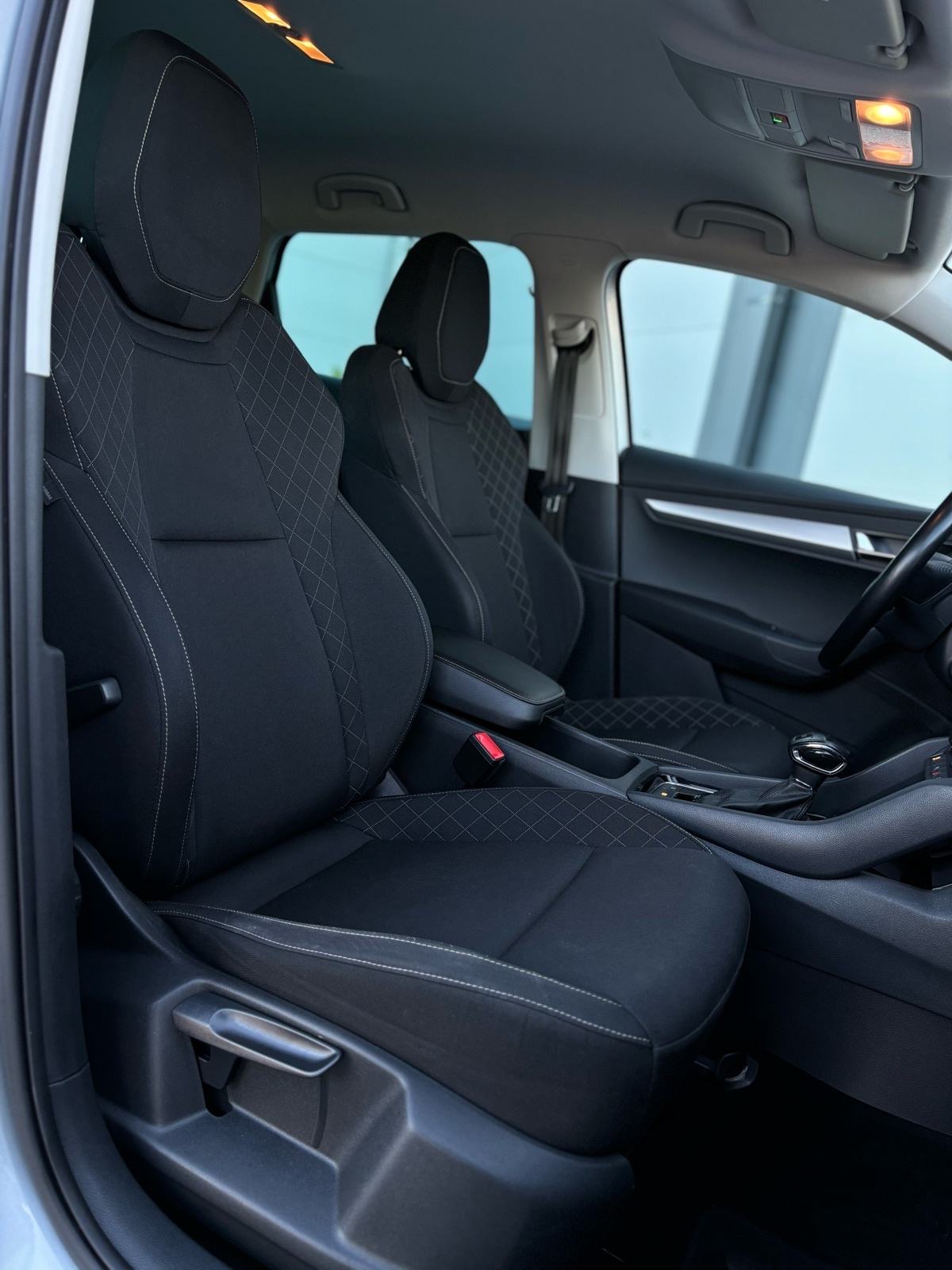 Škoda Karoq 1,6tdi automatik, fotografija 14