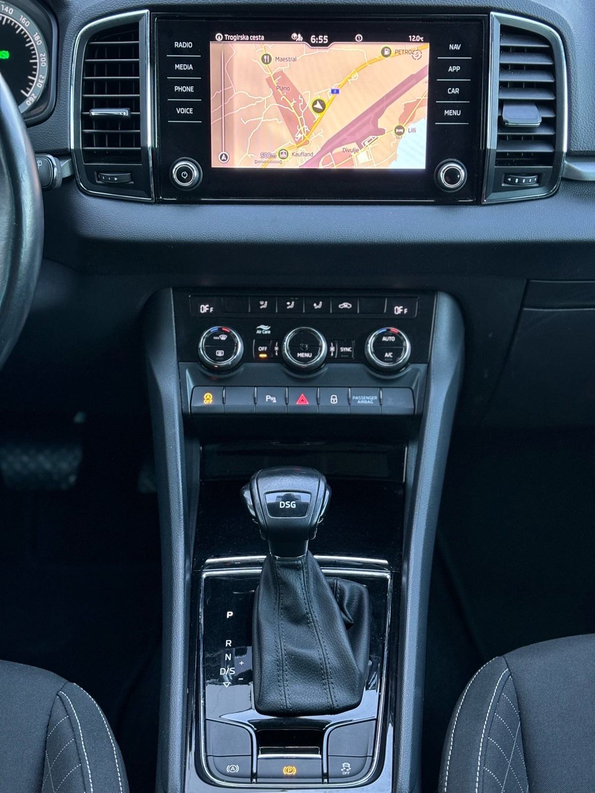 Škoda Karoq 1,6tdi automatik, fotografija 15