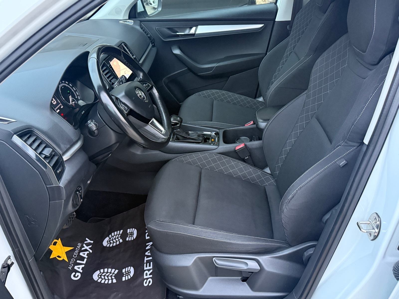 Škoda Karoq 1,6tdi automatik✅STYLE✅VELIKI SERVIS✅GARANCIJA 12mj✅, fotografija 13