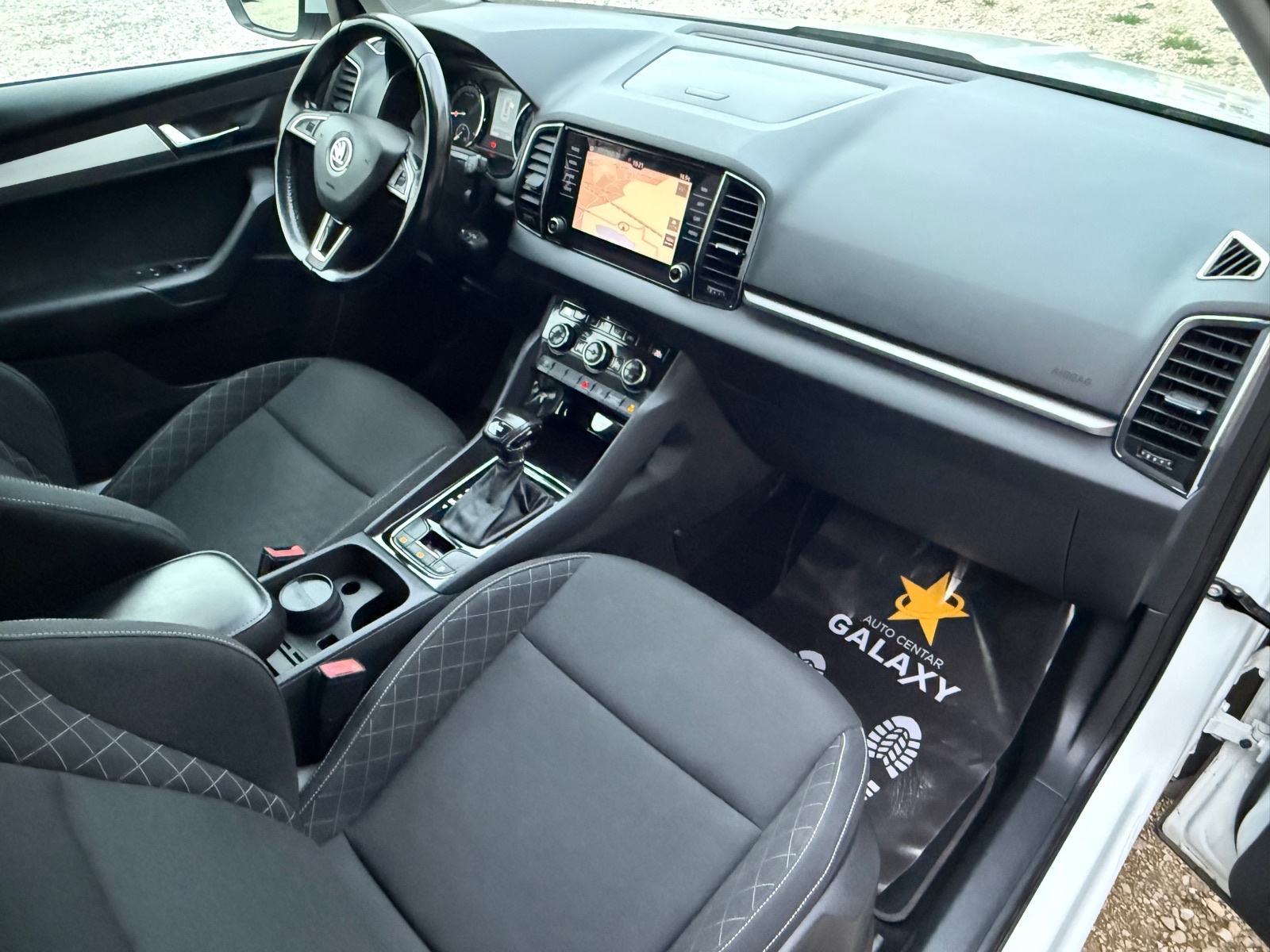 Škoda Karoq 1,6tdi automatik✅STYLE✅VELIKI SERVIS✅GARANCIJA 12mj✅, fotografija 14