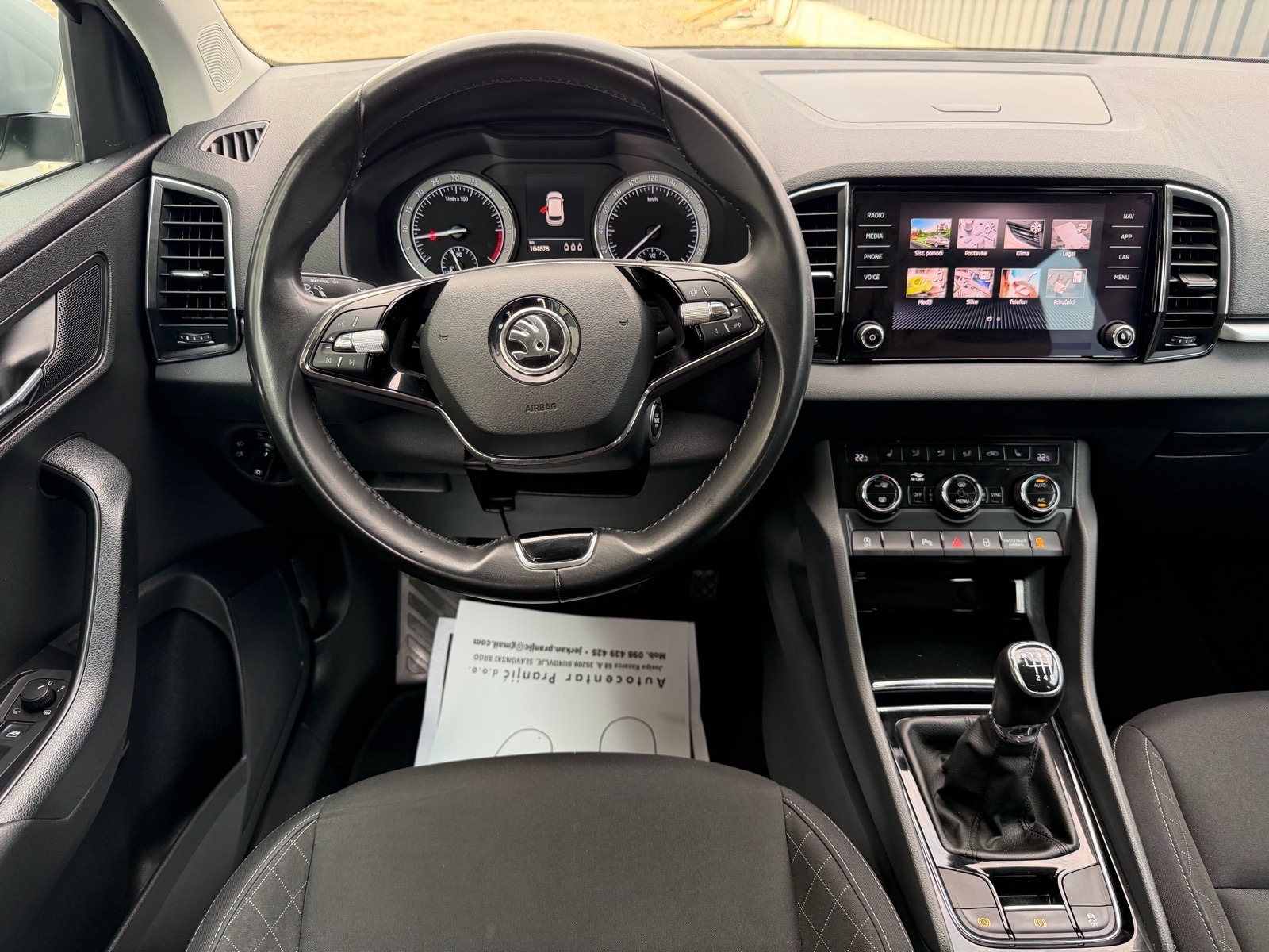Škoda Karoq 1.6TDI/kamera/navigacija/tempomat/keyless/v.servis, fotografija 9
