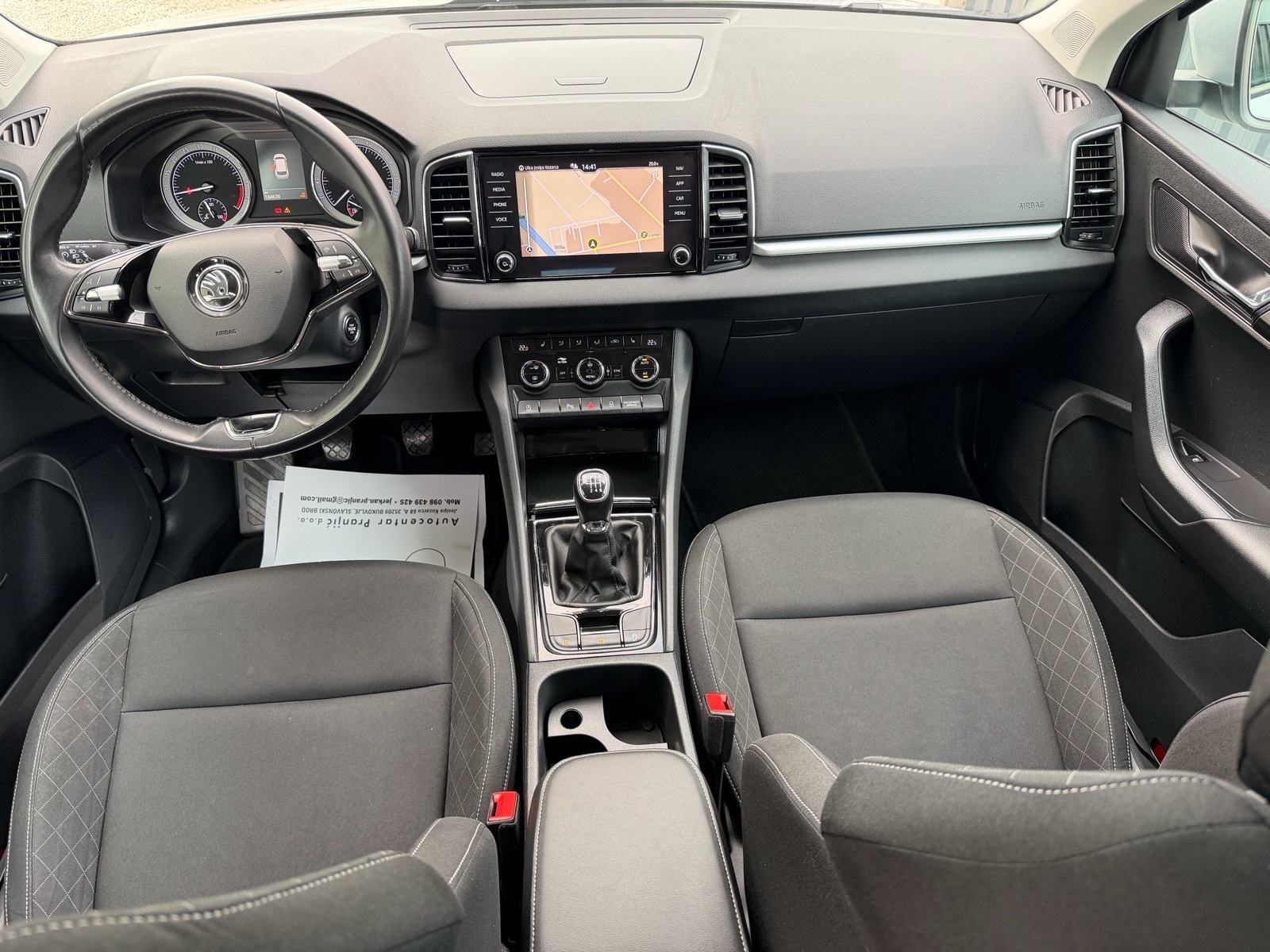 Škoda Karoq 1.6TDI/kamera/navigacija/tempomat/keyless/v.servis, fotografija 12