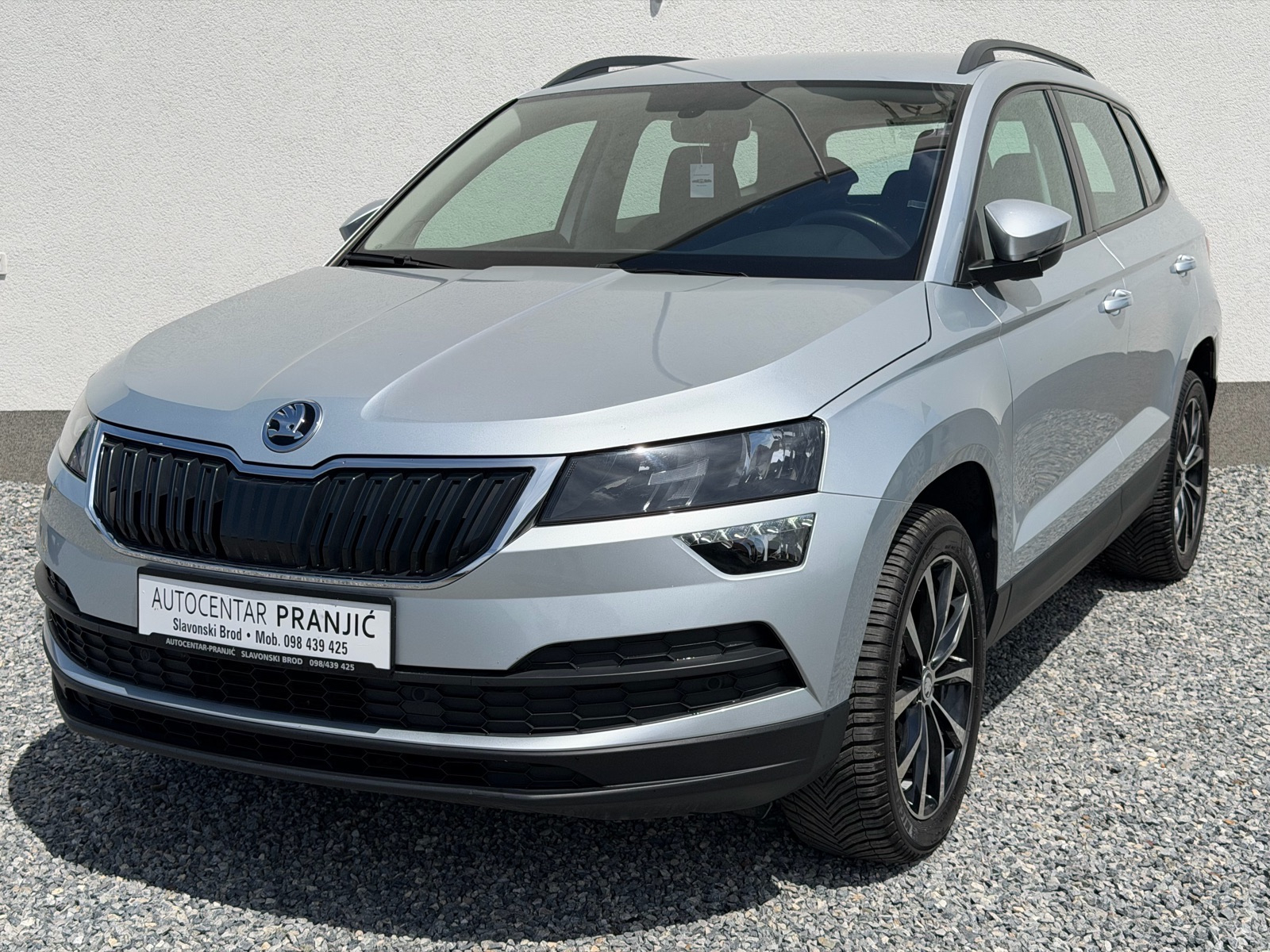 Škoda Karoq 1.6TDI/kamera/navigacija/tempomat/keyless/v.servis, fotografija 2