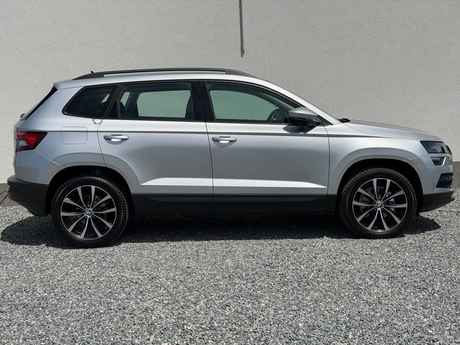 Škoda Karoq 1.6TDI/kamera/navigacija/tempomat/keyless/v.servis, fotografija 4