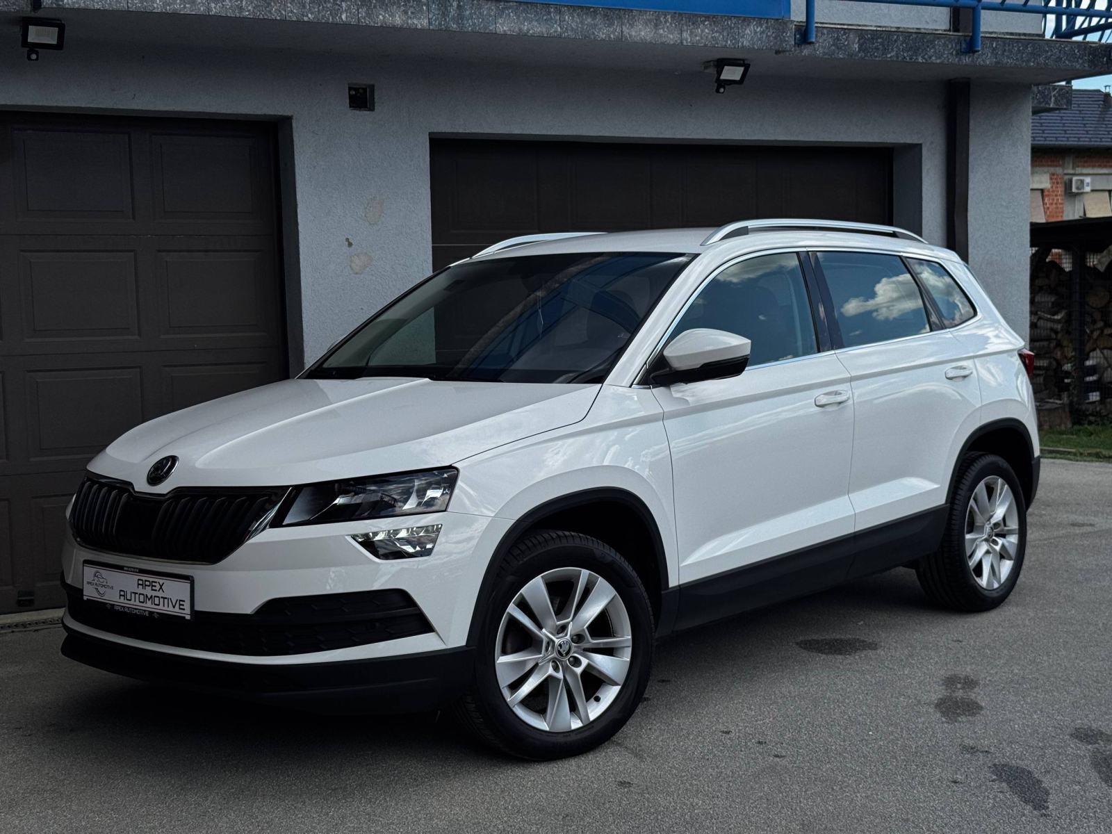 Škoda Karoq 2,0 TDI Ambition *KAMERA*KUKA*AMBIJENTE*SENZORI*, fotografija 3