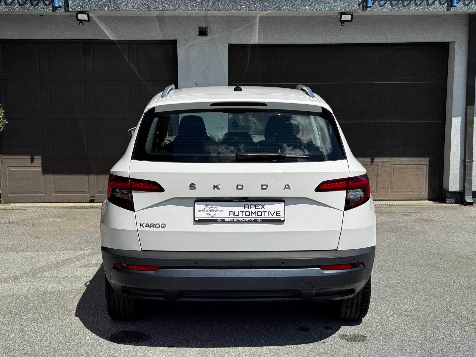 Škoda Karoq 2,0 TDI Ambition *KAMERA*KUKA*AMBIJENTE*SENZORI*, fotografija 5