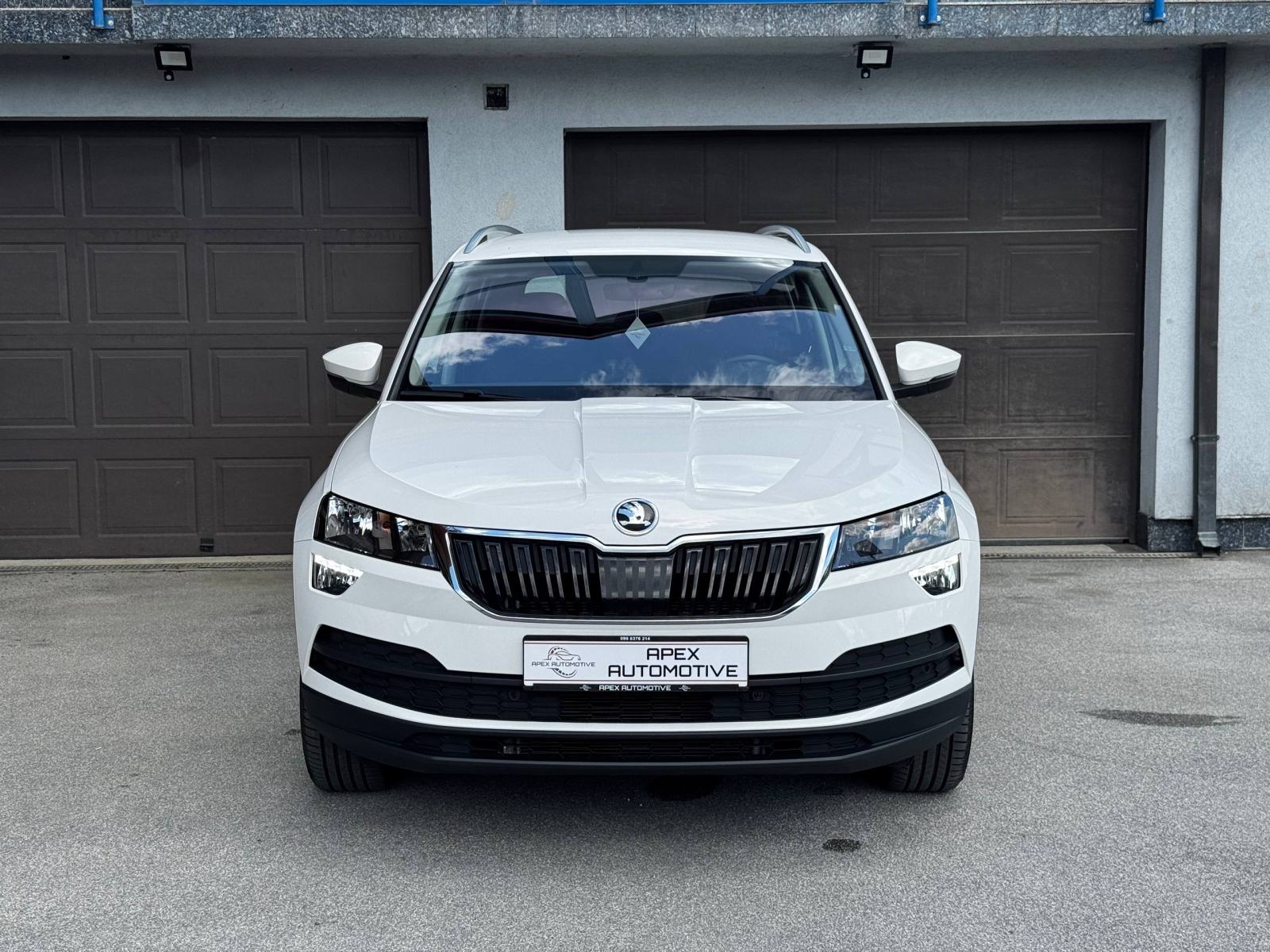 Škoda Karoq 2,0 TDI Ambition *KAMERA*KUKA*AMBIJENTE*SENZORI*, fotografija 2