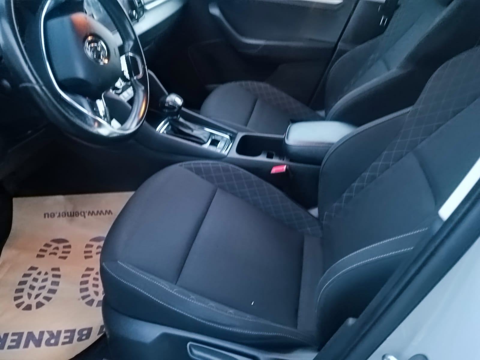 Škoda Karoq 2,0 TDI automatik 4x4, fotografija 14