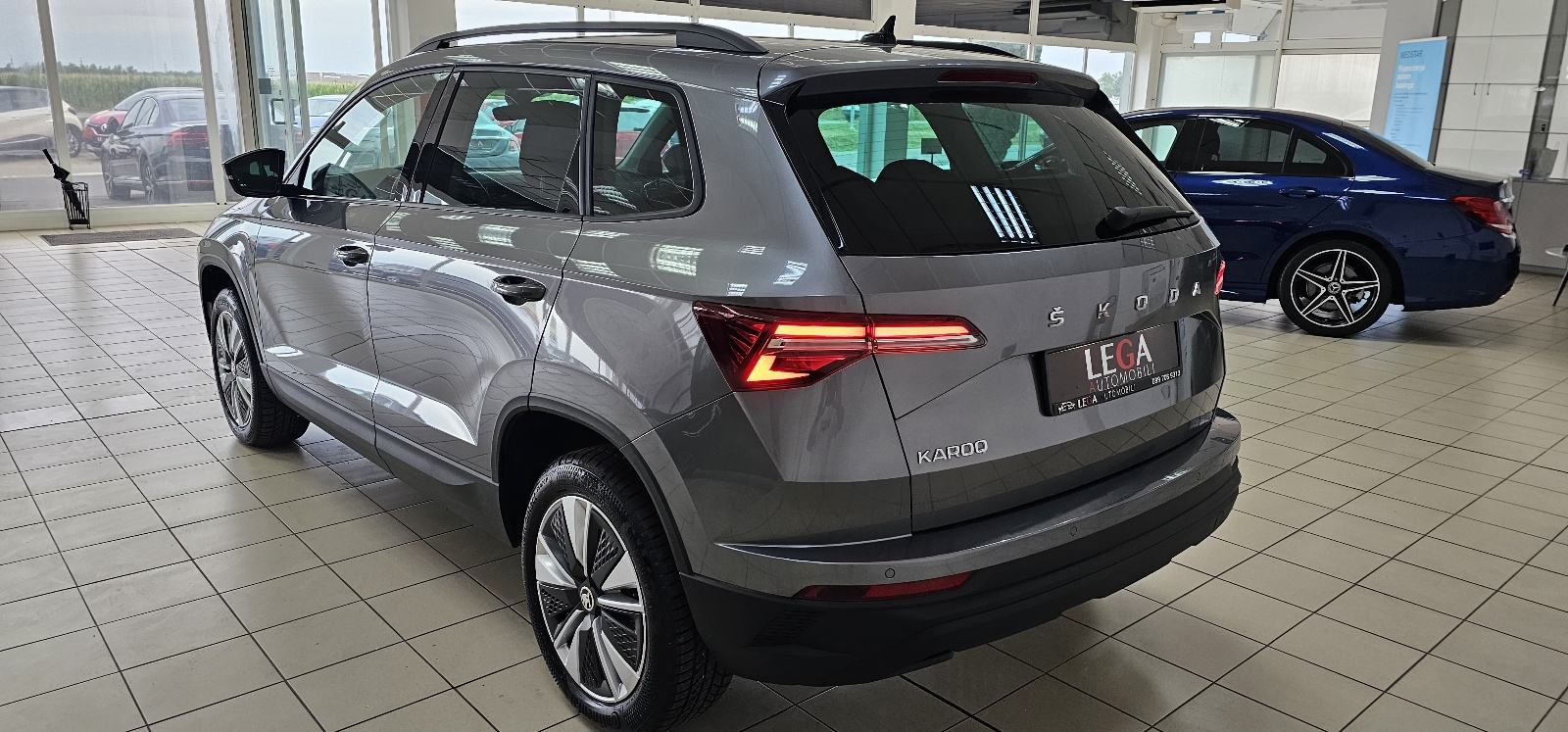 Škoda Karoq 2,0 TDI automatik AMBITION,LEASING DO 7g.BEZ UČEŠĆA, fotografija 4
