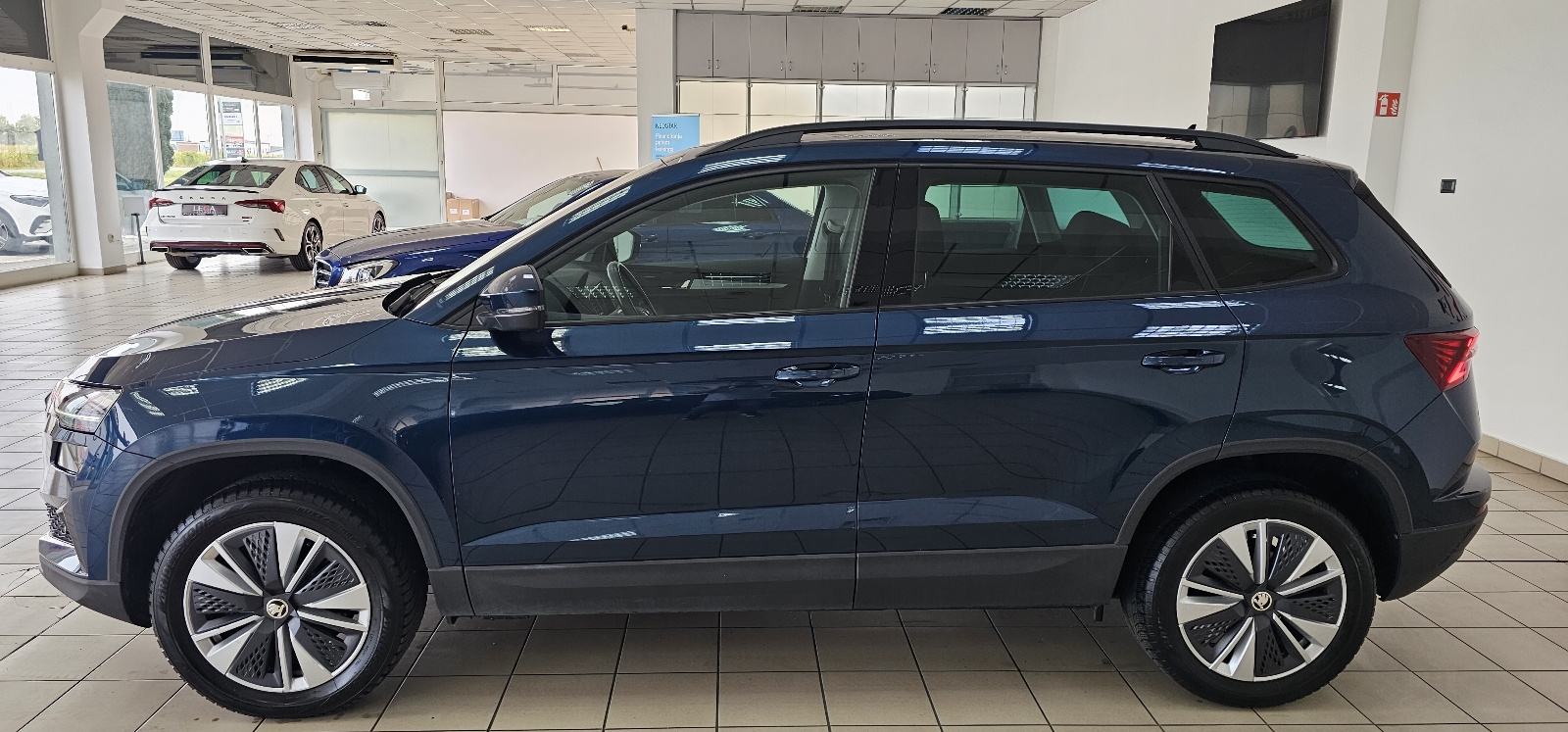 ŠKODA KAROQ 2.0 TDI AUTOMATIK,AMBITION,LEASING DO 8g.BEZ UČEŠĆA, fotografija 7