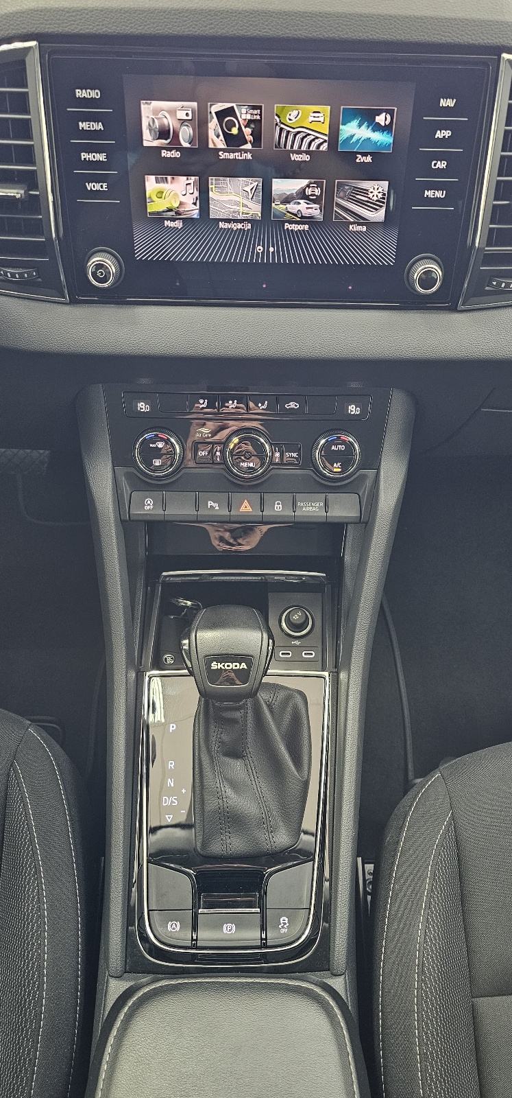 ŠKODA KAROQ 2.0 TDI AUTOMATIK,AMBITION,LEASING DO 8g.BEZ UČEŠĆA, fotografija 15