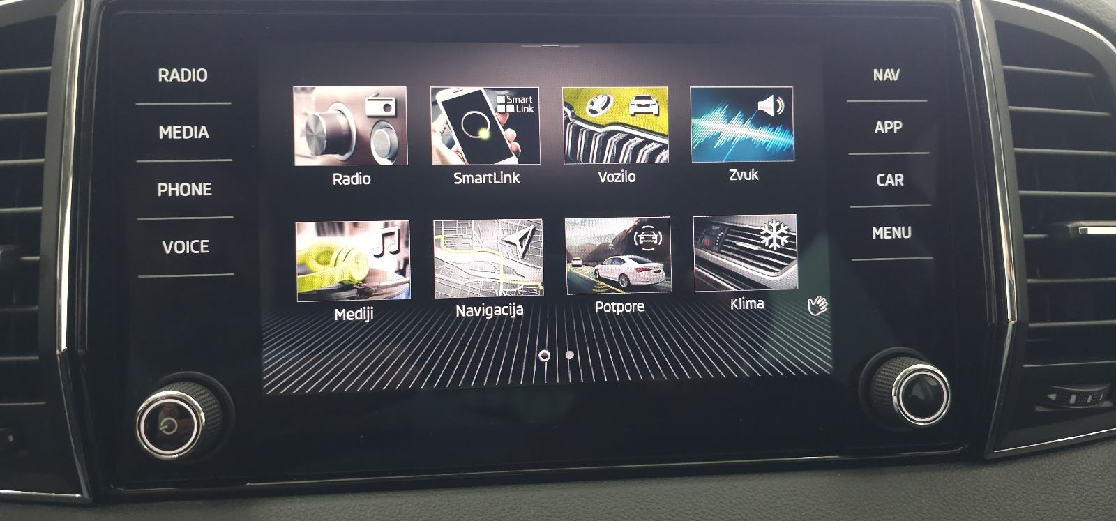 ŠKODA KAROQ 2.0 TDI AUTOMATIK,AMBITION,LEASING DO 8g.BEZ UČEŠĆA, fotografija 19