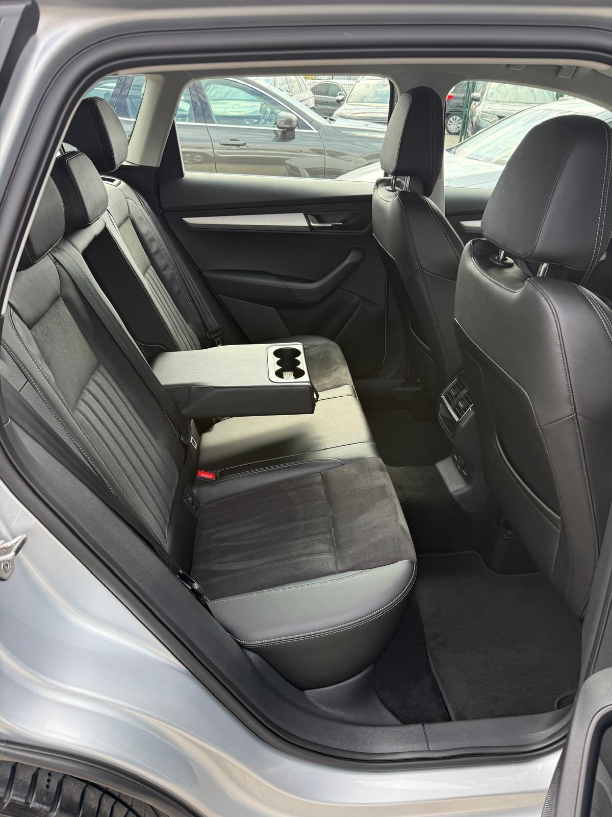 Škoda Karoq 2.0 TDI DSG °ALCANTARA°LED°LEASING BEZ UČEŠĆA°, fotografija 15