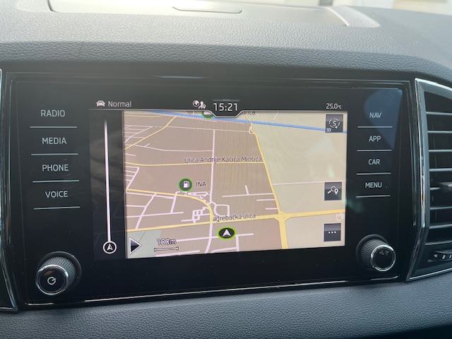 Škoda Karoq 2,0 TDI DSG Busuness 06/21, 144500 km, servisna knjižica, fotografija 12