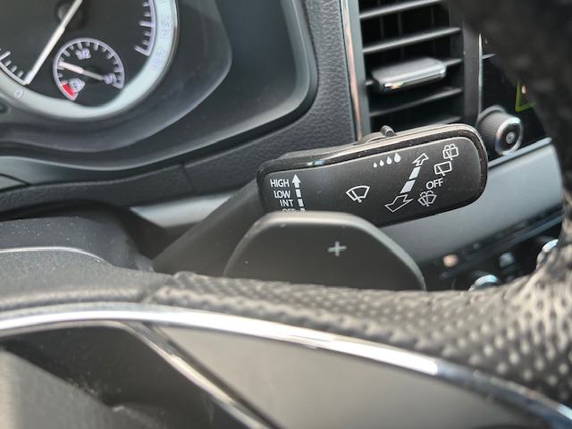 Škoda Karoq 2,0 TDI DSG Busuness 06/21, 144500 km, servisna knjižica, fotografija 17