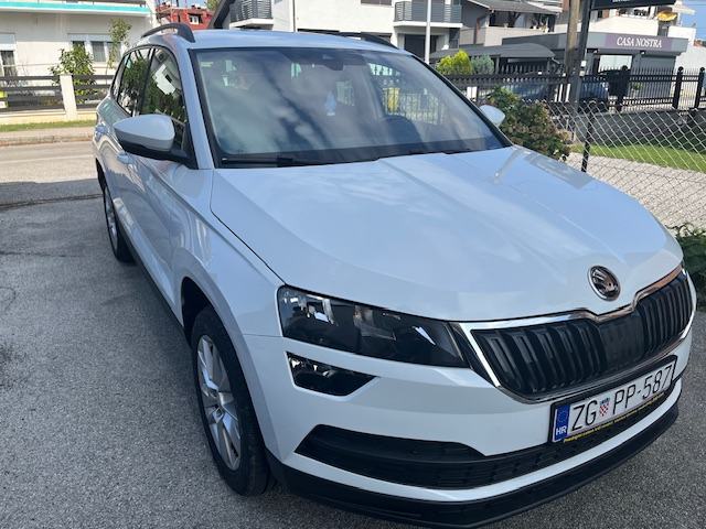 Škoda Karoq 2,0 TDI DSG Busuness 06/21, 144500 km, servisna knjižica, fotografija 3