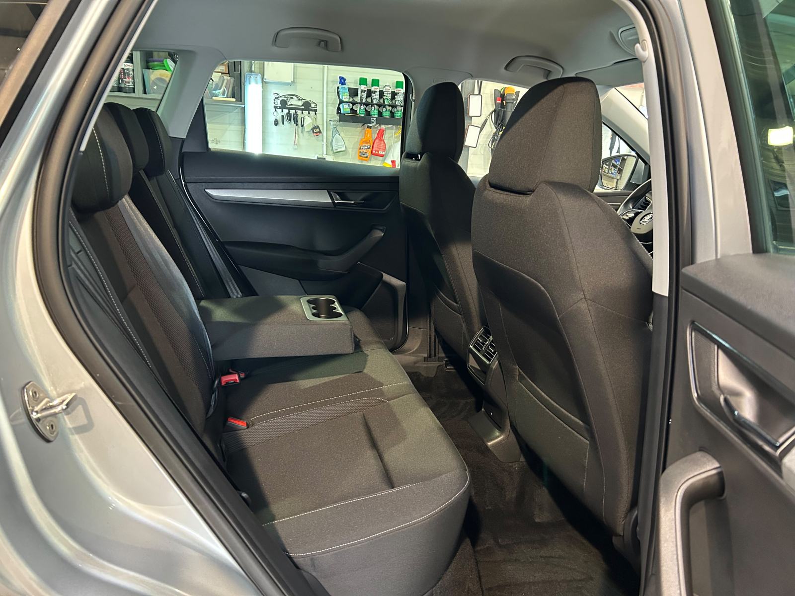 ŠKODA KAROQ 2,0 TDI DSG LED ALU 17 KAMERA PDC U PDV-U 12 MJ JAMSTVO, fotografija 10