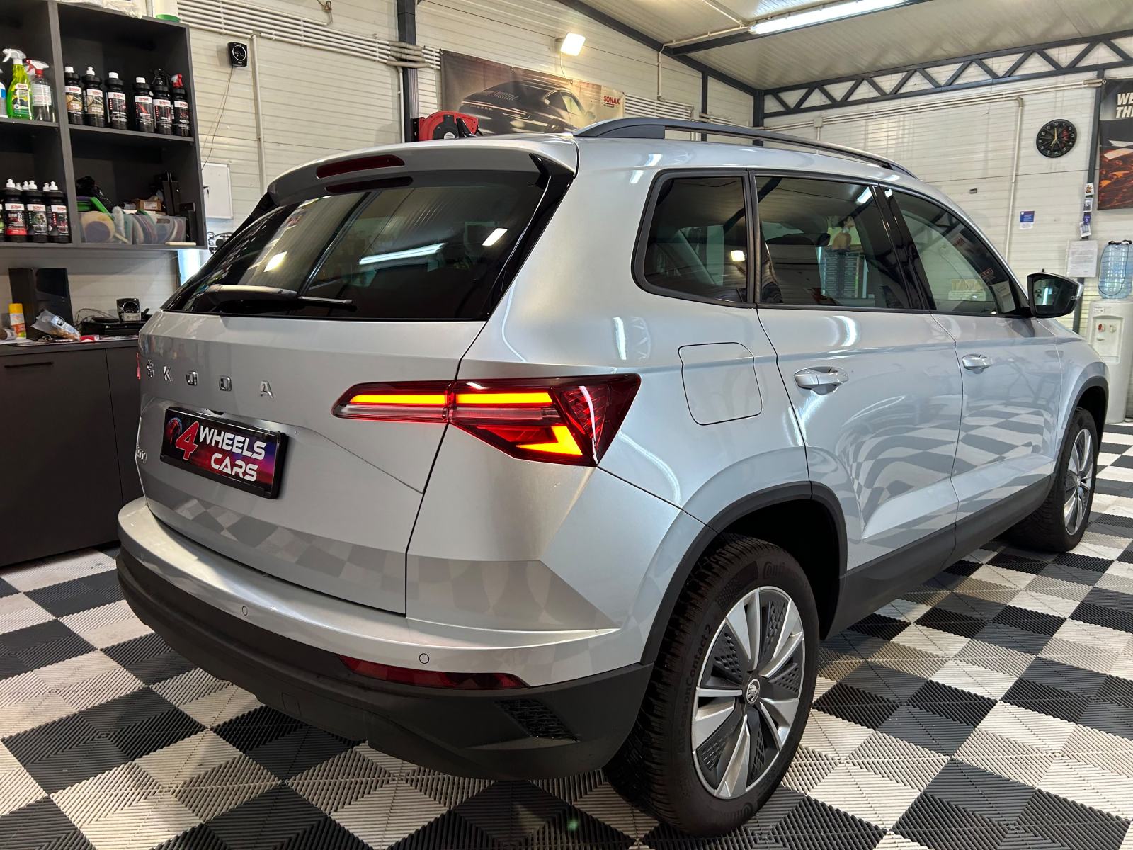 ŠKODA KAROQ 2,0 TDI DSG LED ALU 17 KAMERA PDC U PDV-U 12 MJ JAMSTVO, fotografija 5