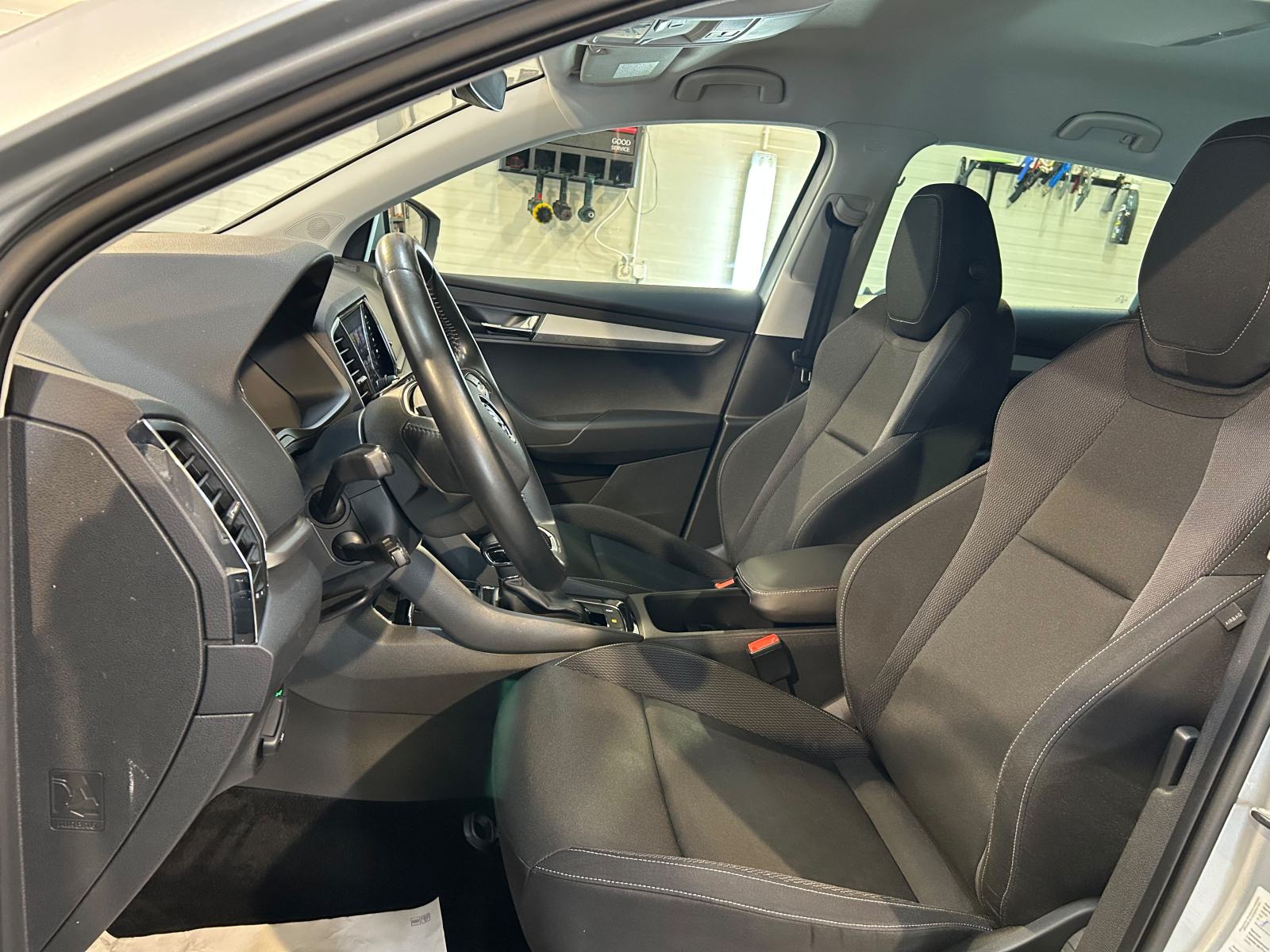 ŠKODA KAROQ 2,0 TDI DSG LED ALU 17 KAMERA PDC U PDV-U 12 MJ JAMSTVO, fotografija 16