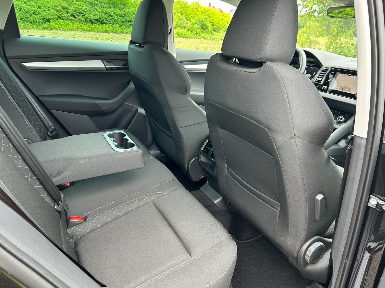 ŠKODA KAROQ 2,0 TDI DSG LED VIRTUAL KAMERA PDC U PDV-U 12 MJ JAMSTVO, fotografija 16