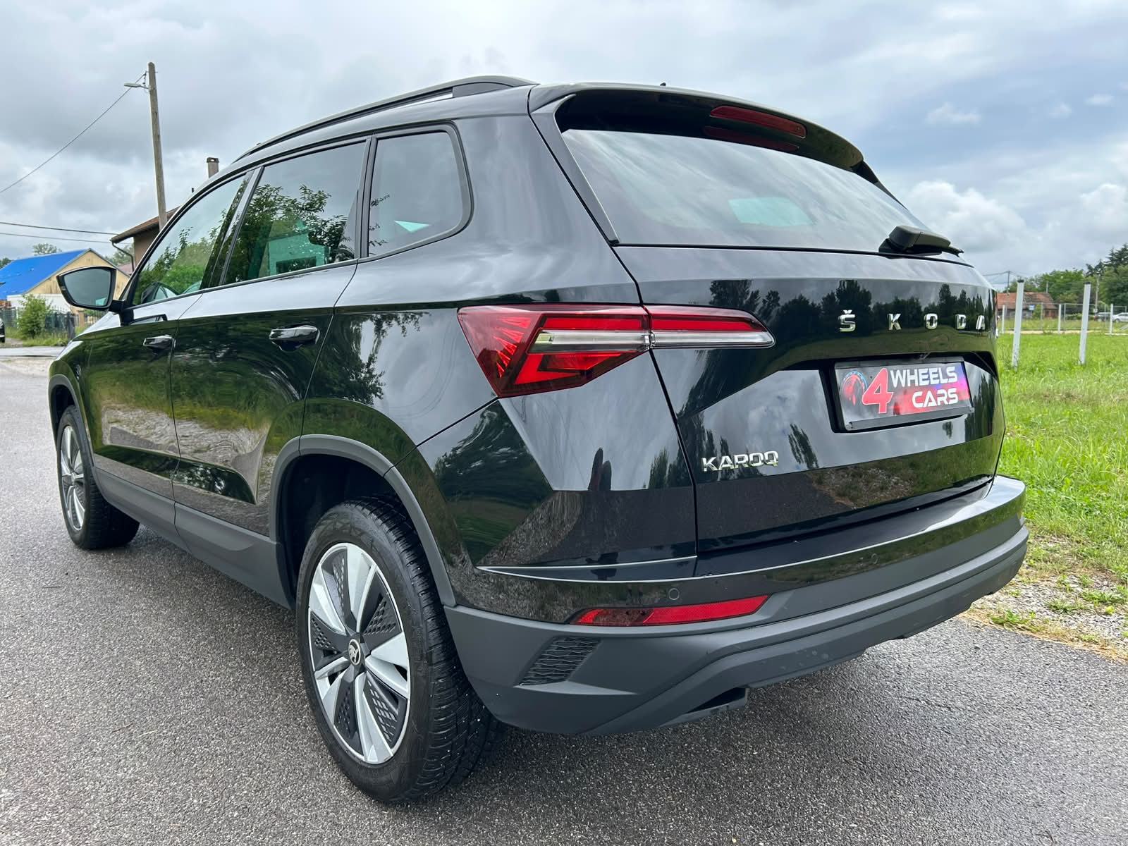 ŠKODA KAROQ 2,0 TDI DSG LED VIRTUAL KAMERA PDC U PDV-U 12 MJ JAMSTVO, fotografija 3