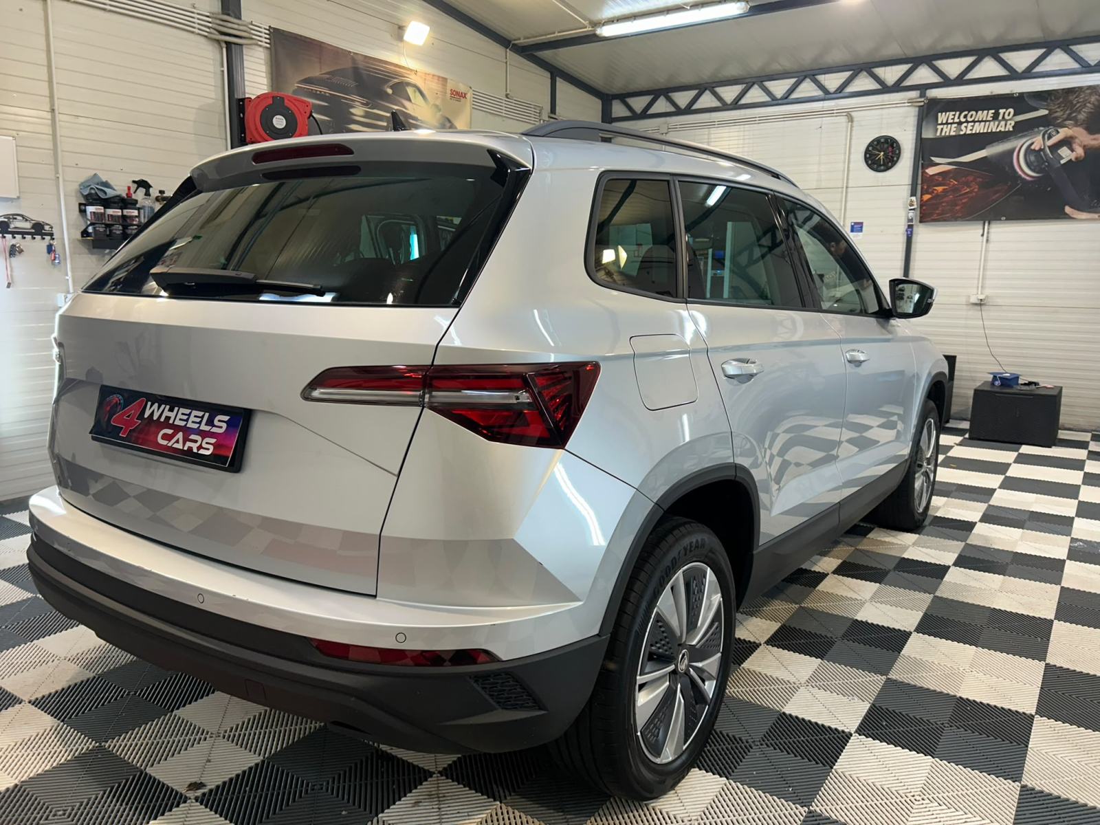 ŠKODA KAROQ 2,0 TDI DSG LED VIRTUAL KAMERA PDC U PDV-U 12 MJ JAMSTVO, fotografija 3