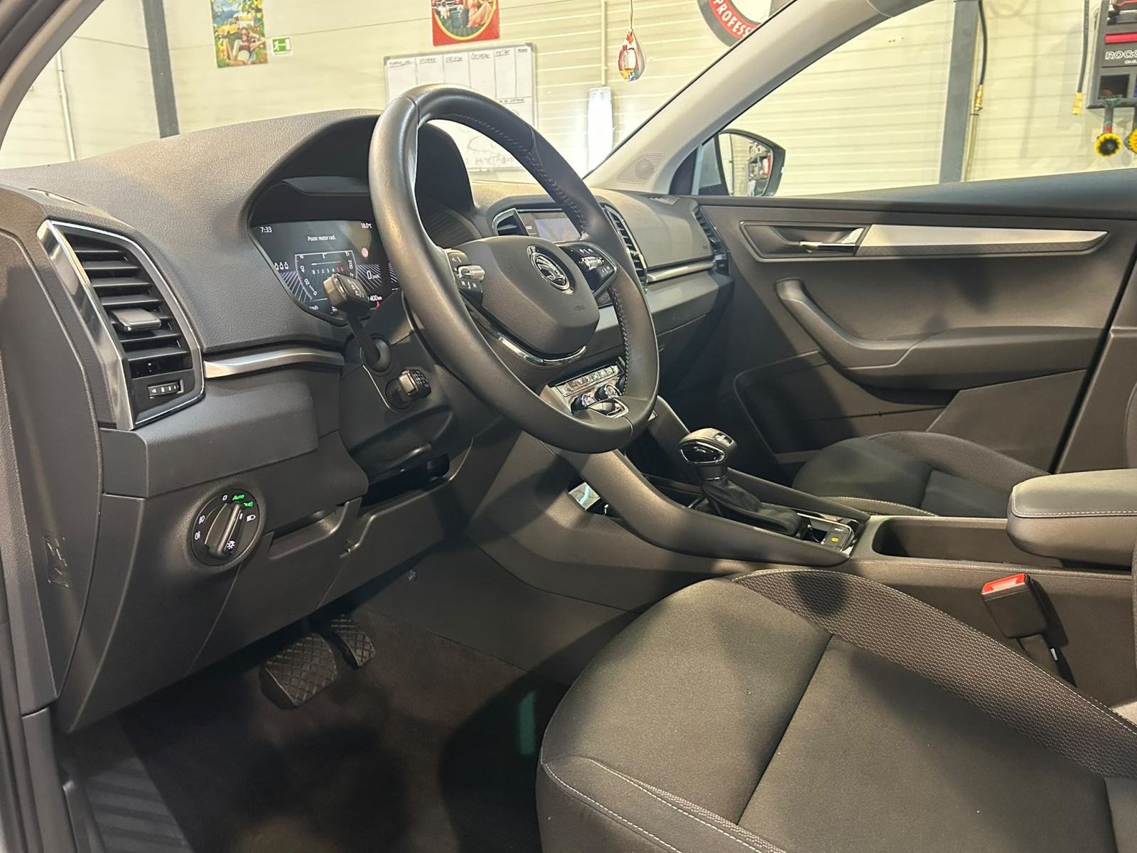 ŠKODA KAROQ 2,0 TDI DSG LED VIRTUAL KAMERA PDC U PDV-U 12 MJ JAMSTVO, fotografija 11