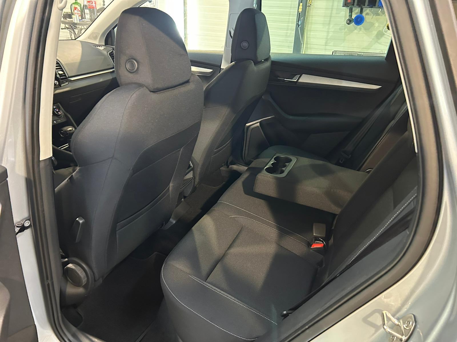 ŠKODA KAROQ 2,0 TDI DSG LED VIRTUAL KAMERA PDC U PDV-U 12 MJ JAMSTVO, fotografija 14