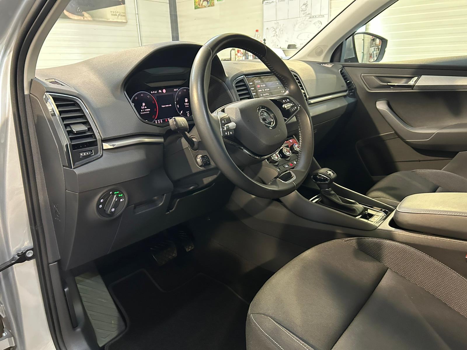 ŠKODA KAROQ 2,0 TDI DSG LED VIRTUAL KAMERA PDC U PDV-U 12 MJ JAMSTVO, fotografija 9