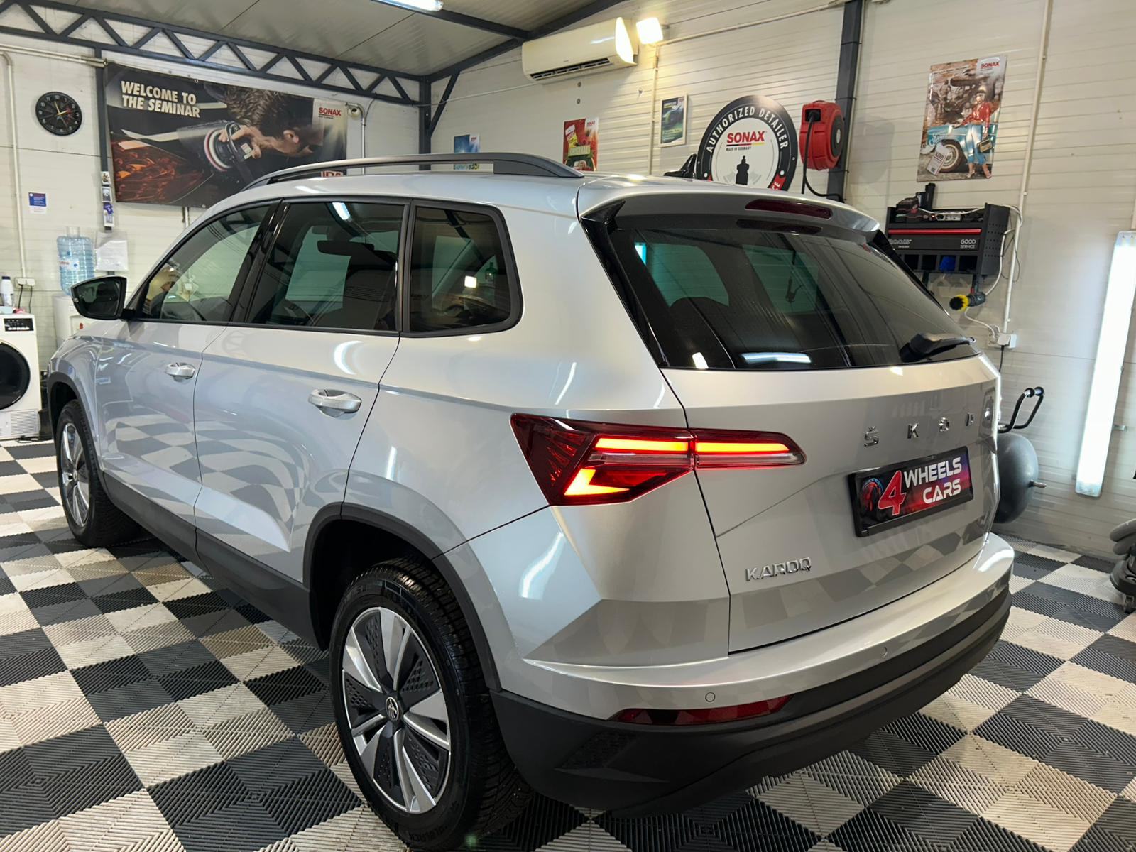 ŠKODA KAROQ 2,0 TDI DSG LED VIRTUAL KAMERA PDC U PDV-U 12 MJ JAMSTVO, fotografija 5