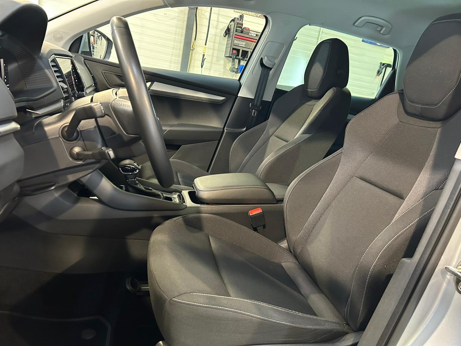 ŠKODA KAROQ 2,0 TDI DSG LED VIRTUAL KAMERA PDC U PDV-U 12 MJ JAMSTVO, fotografija 8