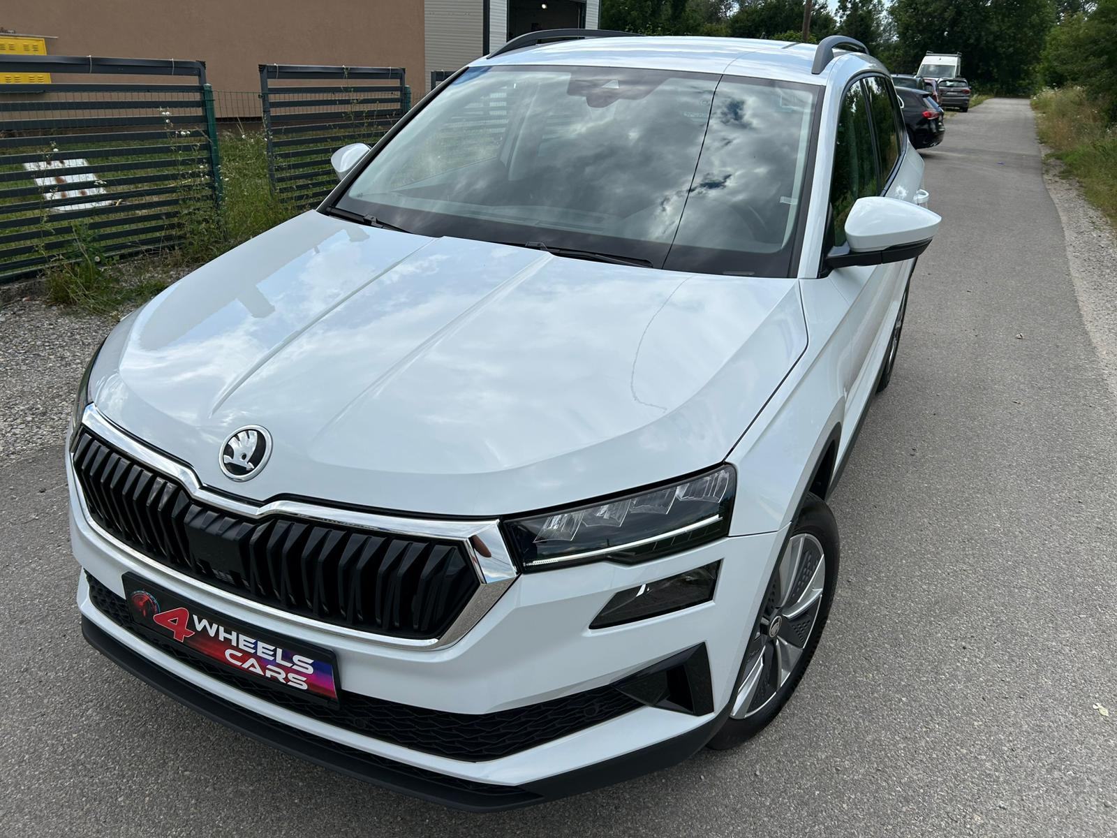 ŠKODA KAROQ 2,0 TDI DSG LED VIRTUAL KAMERA PDC U PDV-U 12 MJ JAMSTVO, fotografija 2