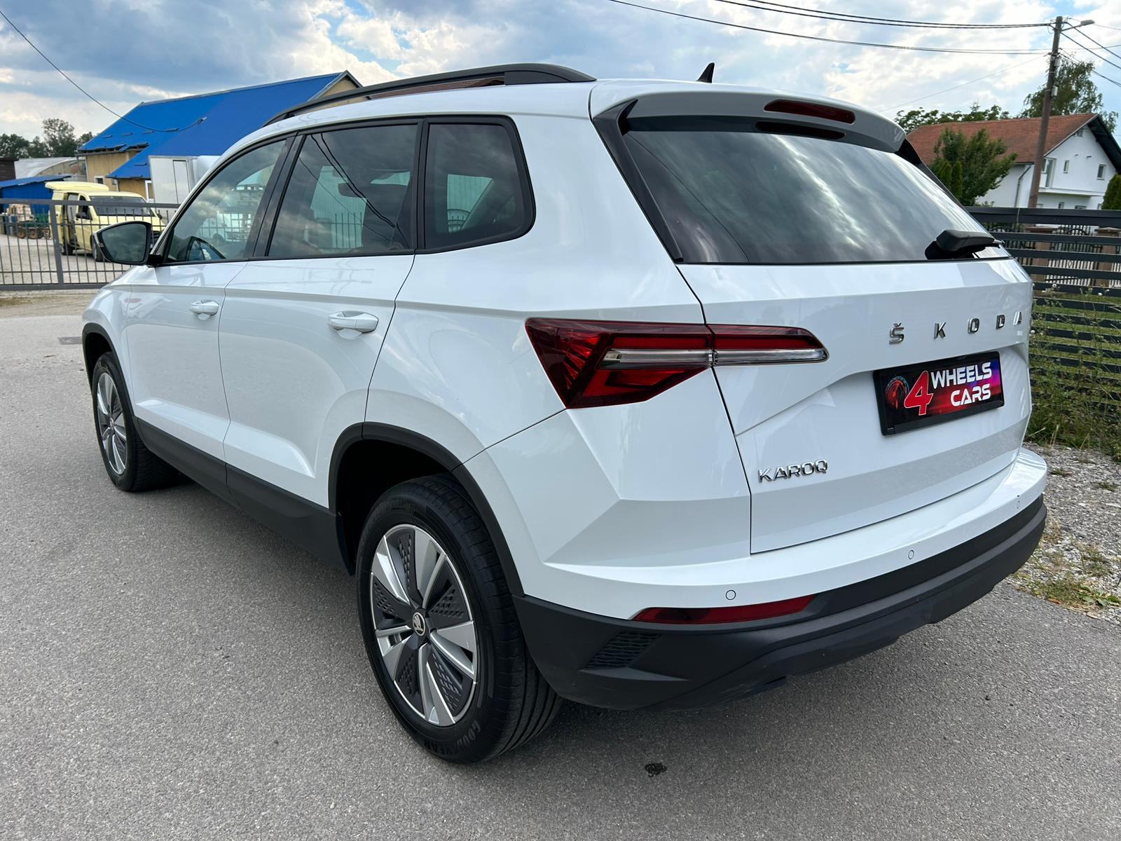 ŠKODA KAROQ 2,0 TDI DSG LED VIRTUAL KAMERA PDC U PDV-U 12 MJ JAMSTVO, fotografija 4